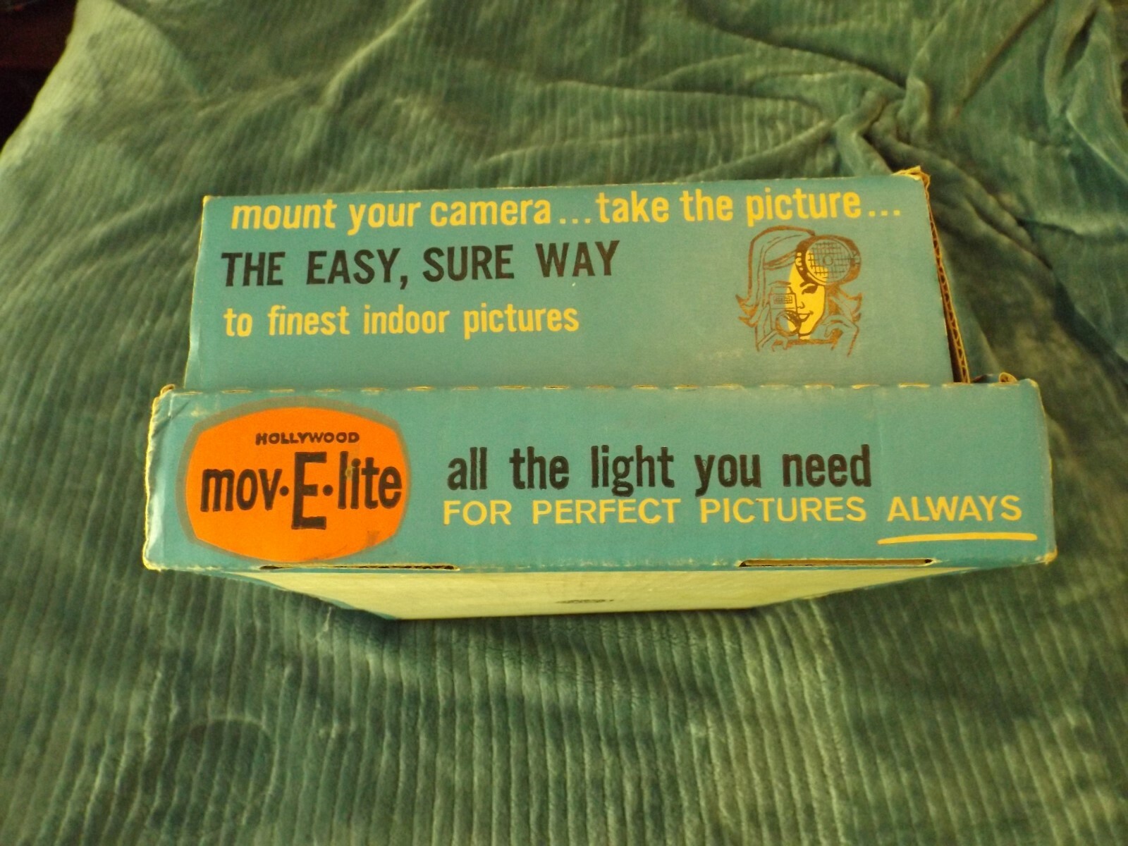 Vintage Hollywood mov-E-lite Antique Camera Lighting w/Original Box