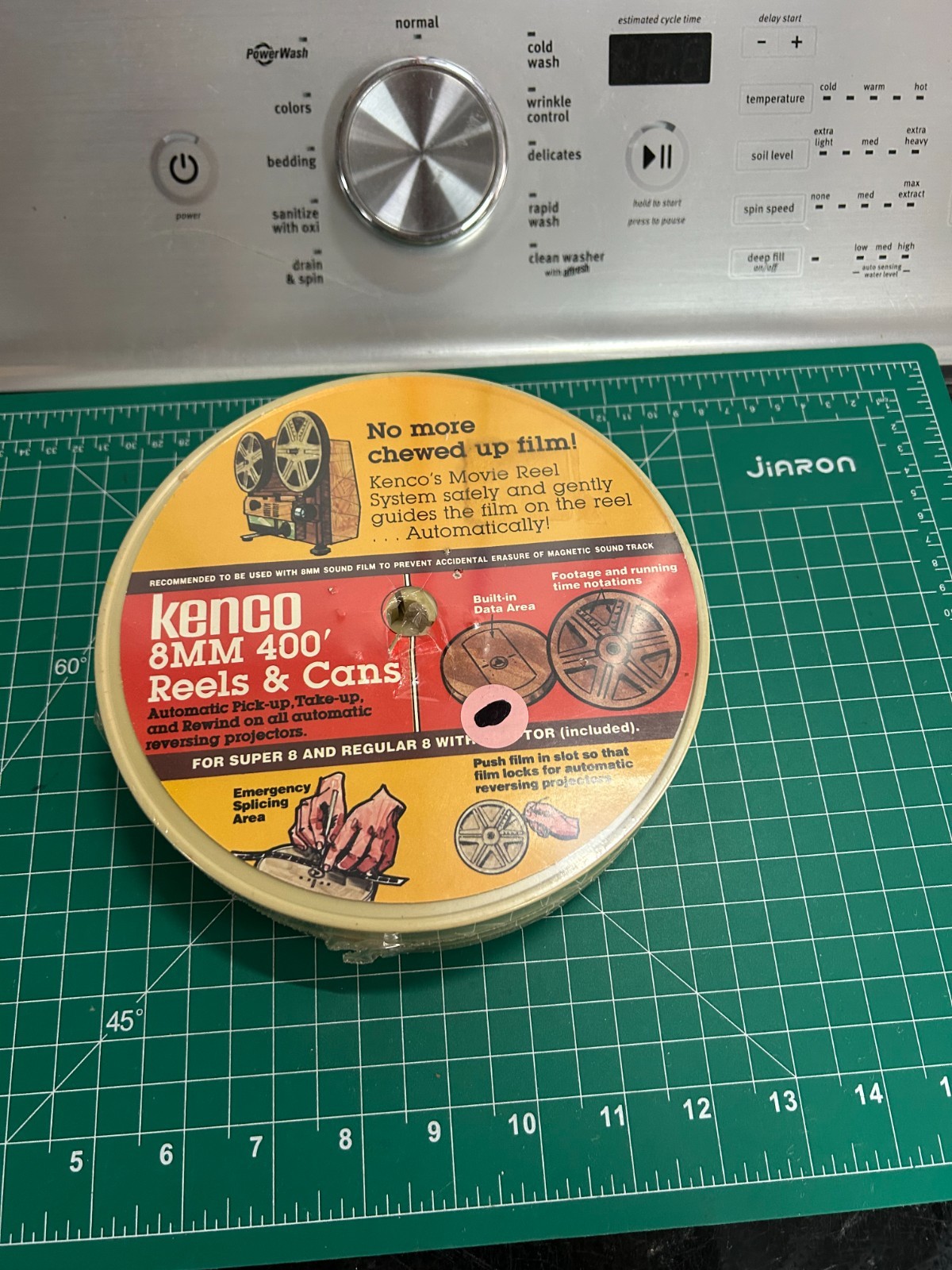 NOS pack of 3 VINTAGE Kenco Plastic 7″ 400′ 8mm Movie Film Reels & cans