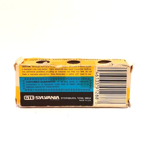 Sylvania Blue Dot Flash Cubes Vintage 3 Cubes 12 Fashes (untested) Flashcubes