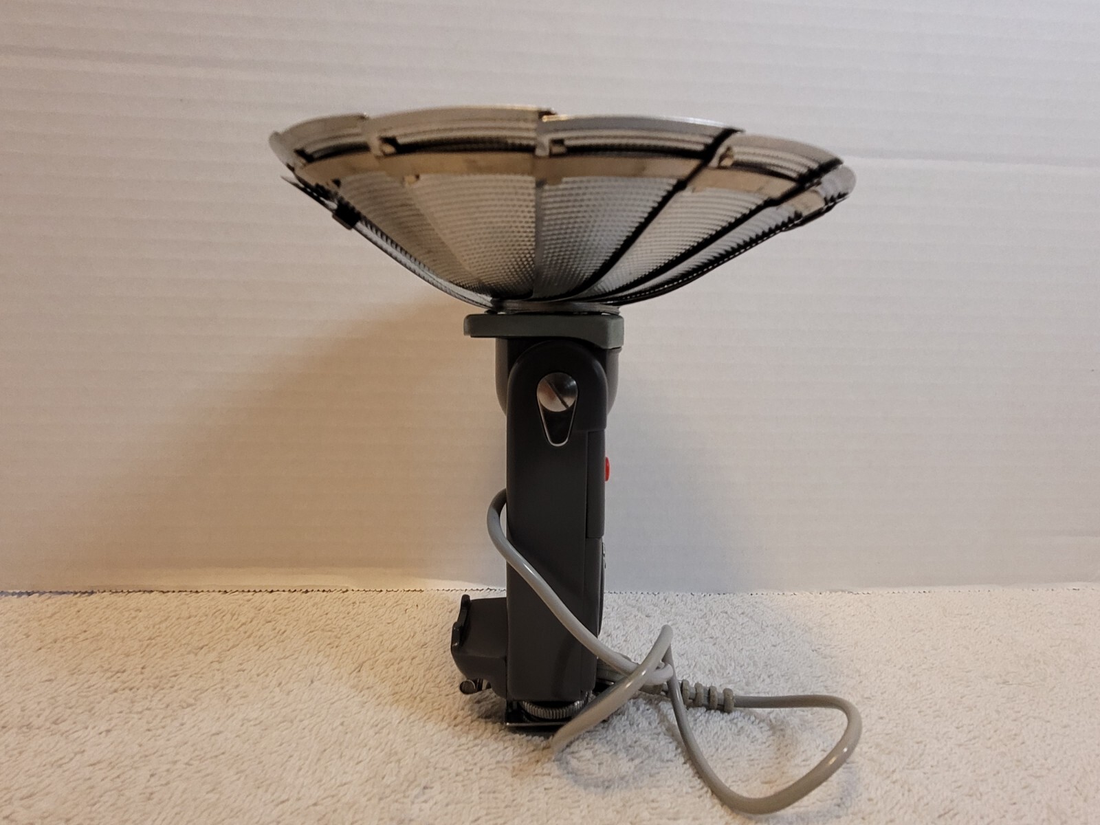 VTG Honeywell Tilt-A-Mite Camera Collapsible Fan Style Flash Unit Japan UNTESTED