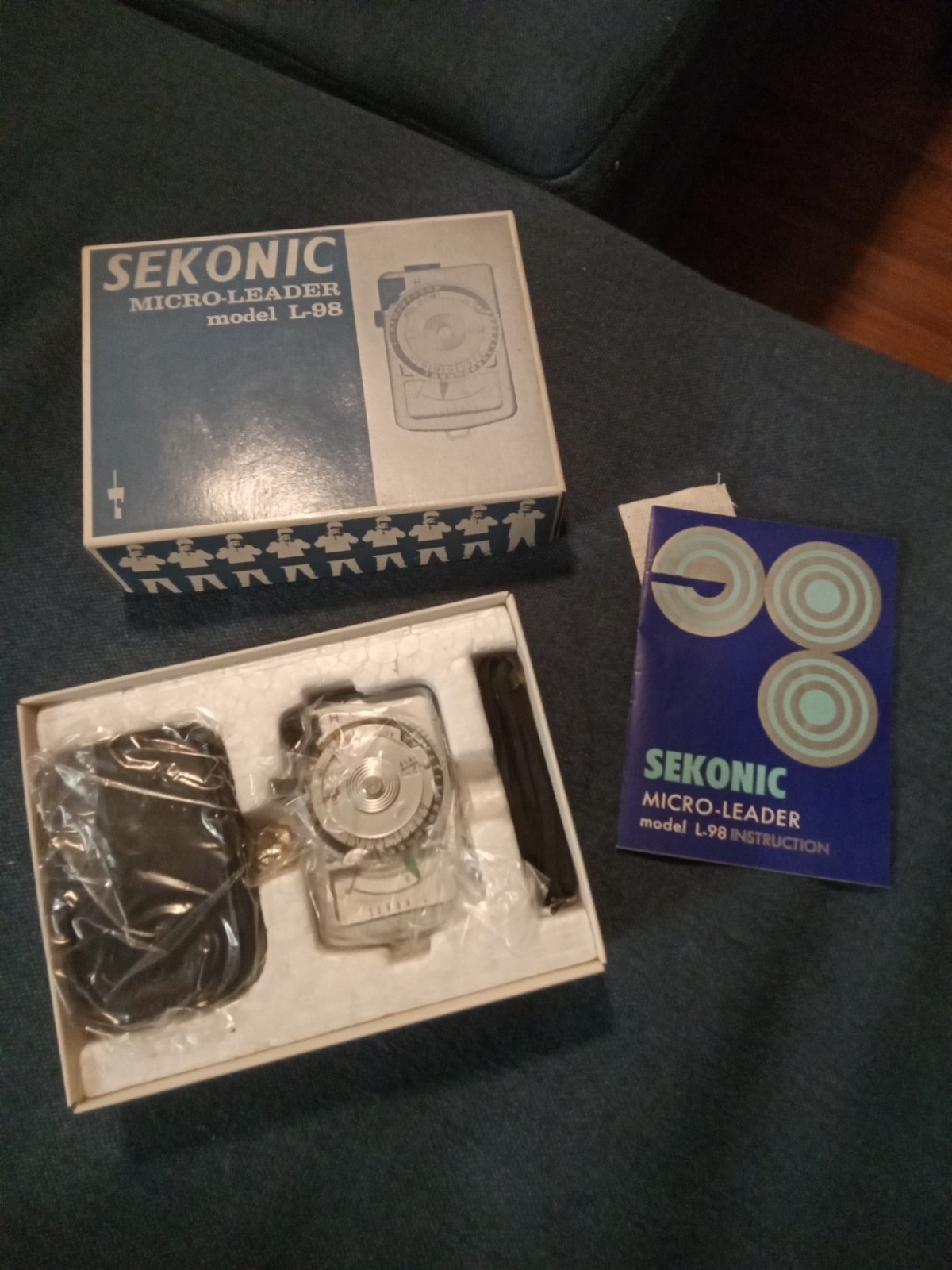 Sekonic Micro-Leader Exposure Meter L-98, + Case, Box, Manual