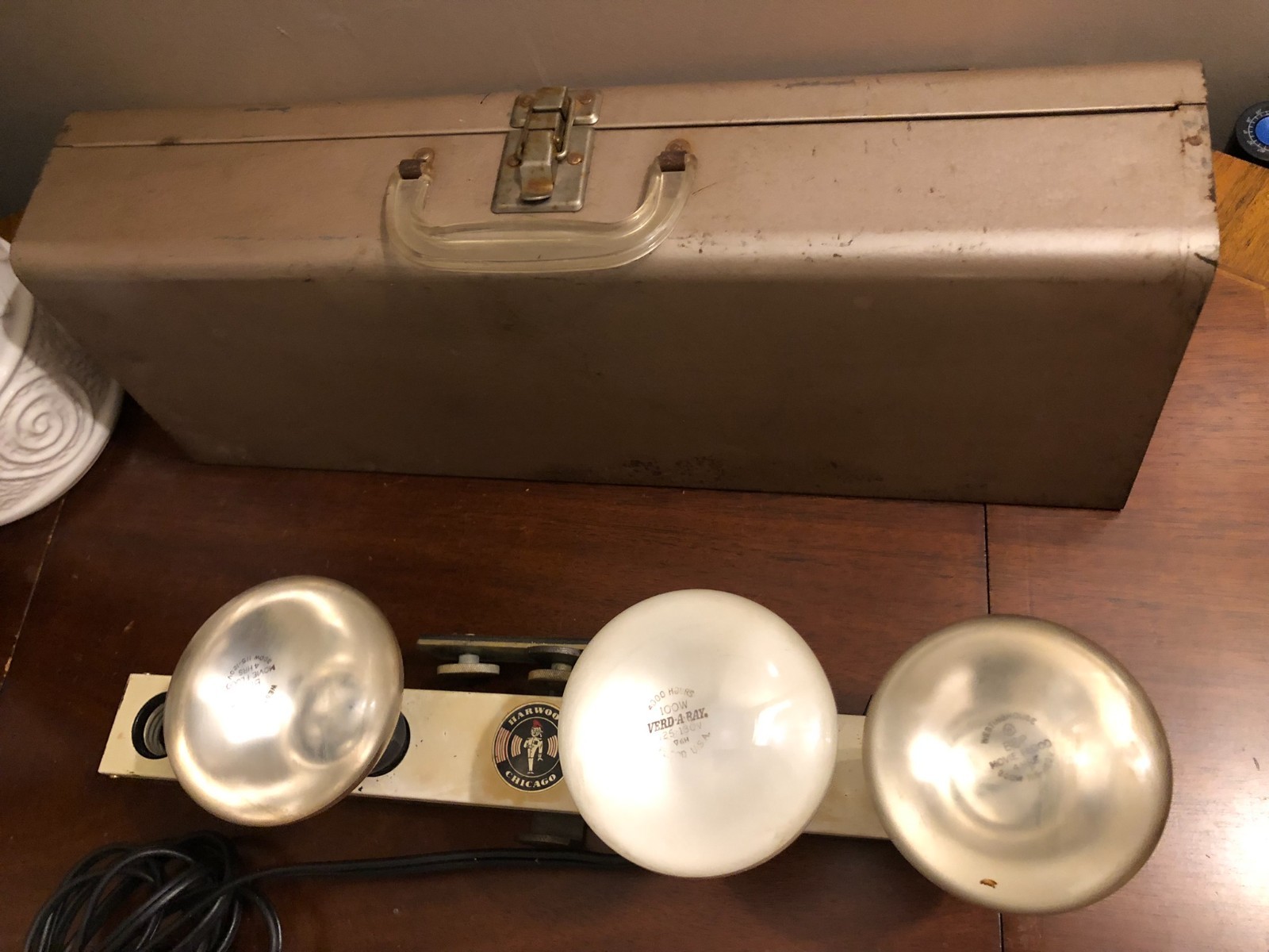 Vtg Harwood Chicago 4-Light Movie Bar Photography Floodlight w/ Metal Case WORKS