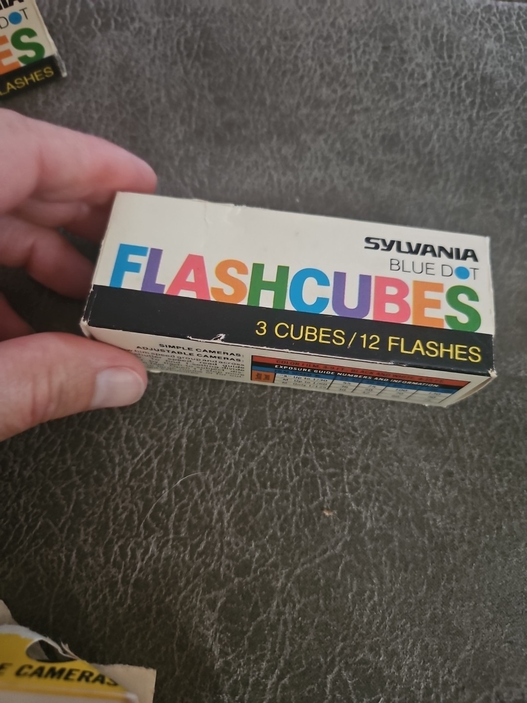 Vintage Flashcubes 8 Cubes 32 Flashes New Sylvania Blue Dot