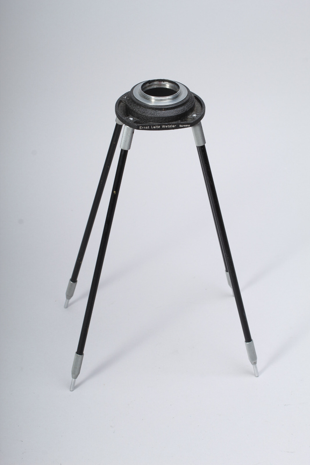 LEITZ BOOWU COPY STAND IN BOX FOR SCREW MOUNT W 3 RINGS & LEGS VERY CLEAN LEICA