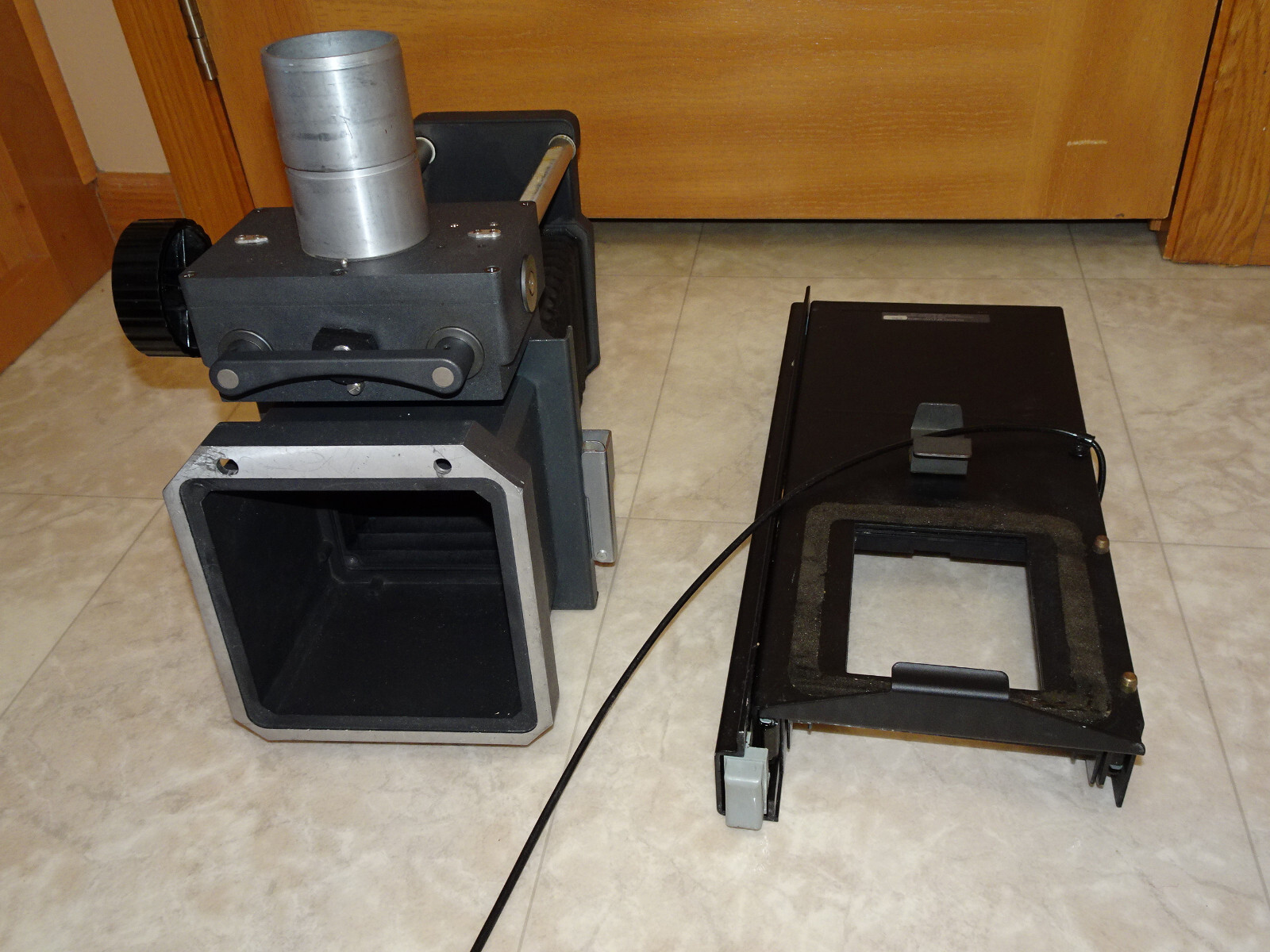POLAROID Large Format MP4 4×5 Sliding Camera Head w/ Focusing Bellow & Macro Ex*
