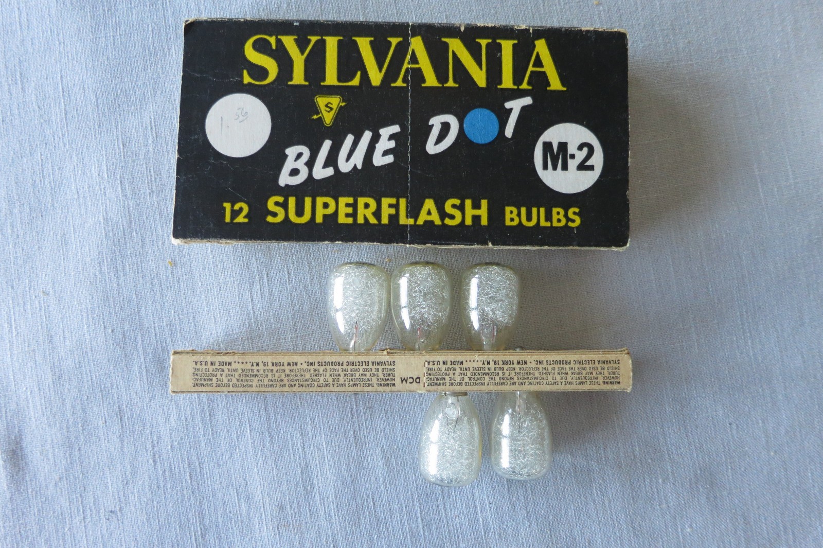 Mixed Lot of Vintage Flashbulbs