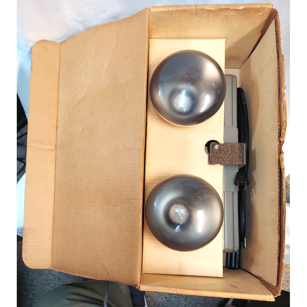 VINTAGE Bell & Howell Flood Light Bar Film Photo Video Studio 34916 *Tested