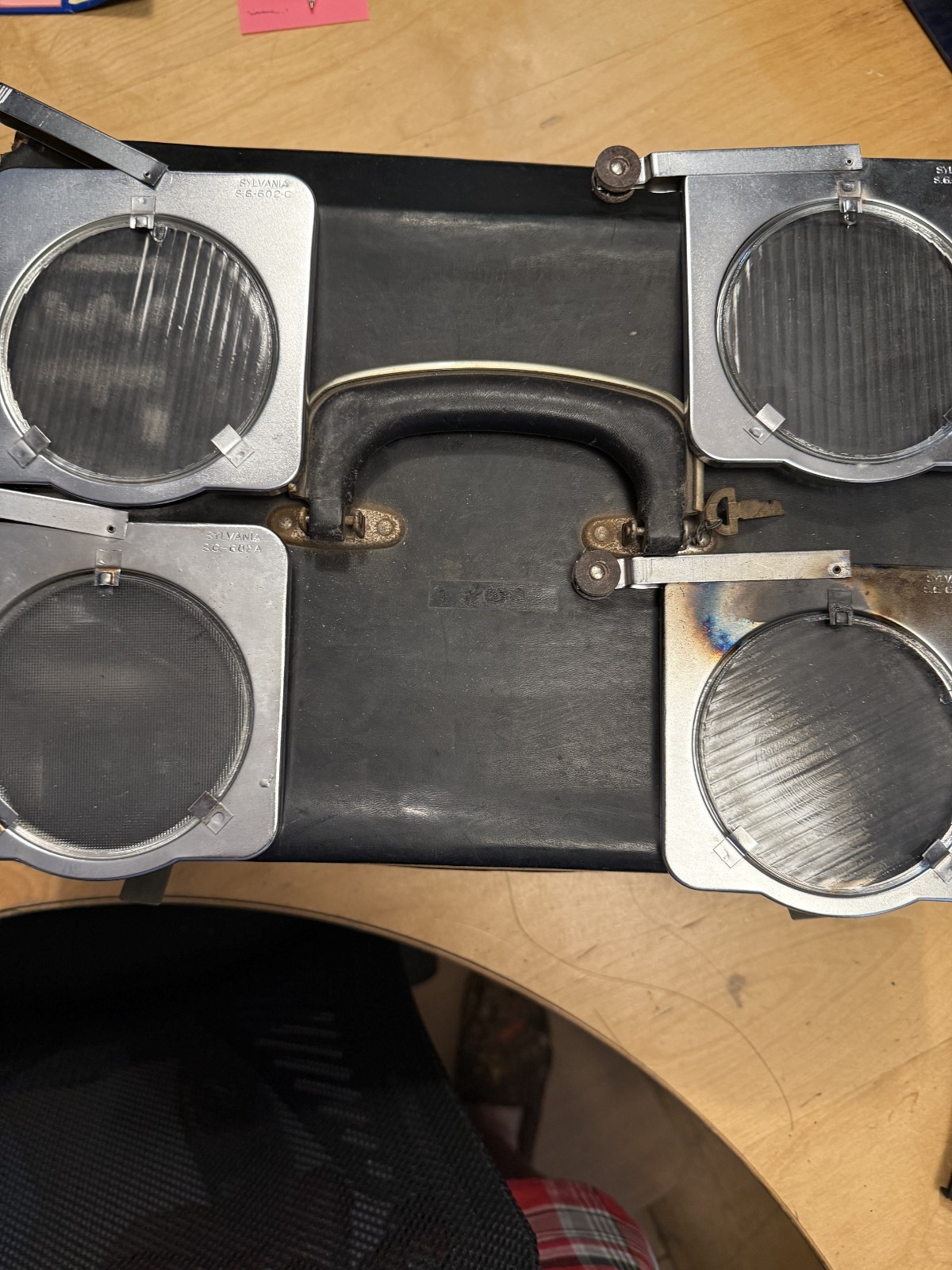 Vintage Sylvania Sun Gun Model SG-60 Movie Light —Leather Case-4 Lenses