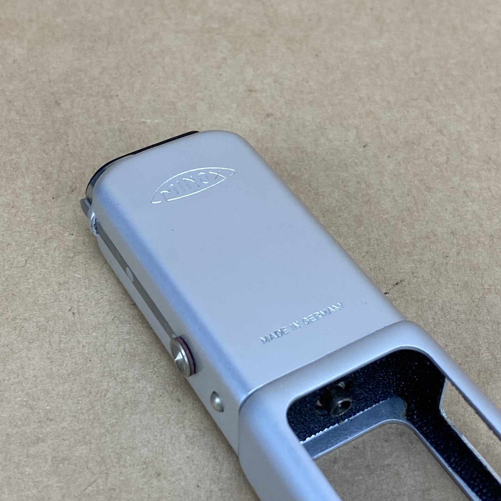 Minox Flash Gun Model B W/ Original Leather Case – VINTAGE