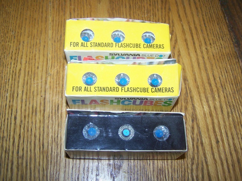Vtg NOS Sylvania Flashcubes 3 Cubes 12 Flashes per box. Lot Of 3 PKGS