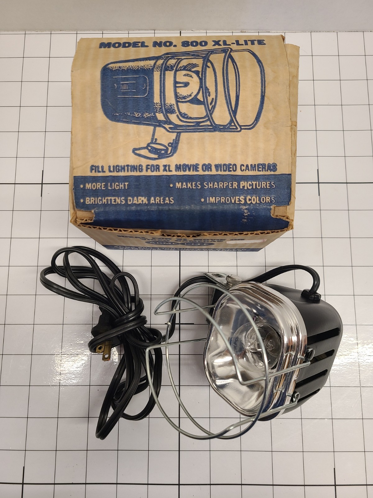 Vintage Acme Lite Movie or Video Cameras Model No. 800 XL-Lite