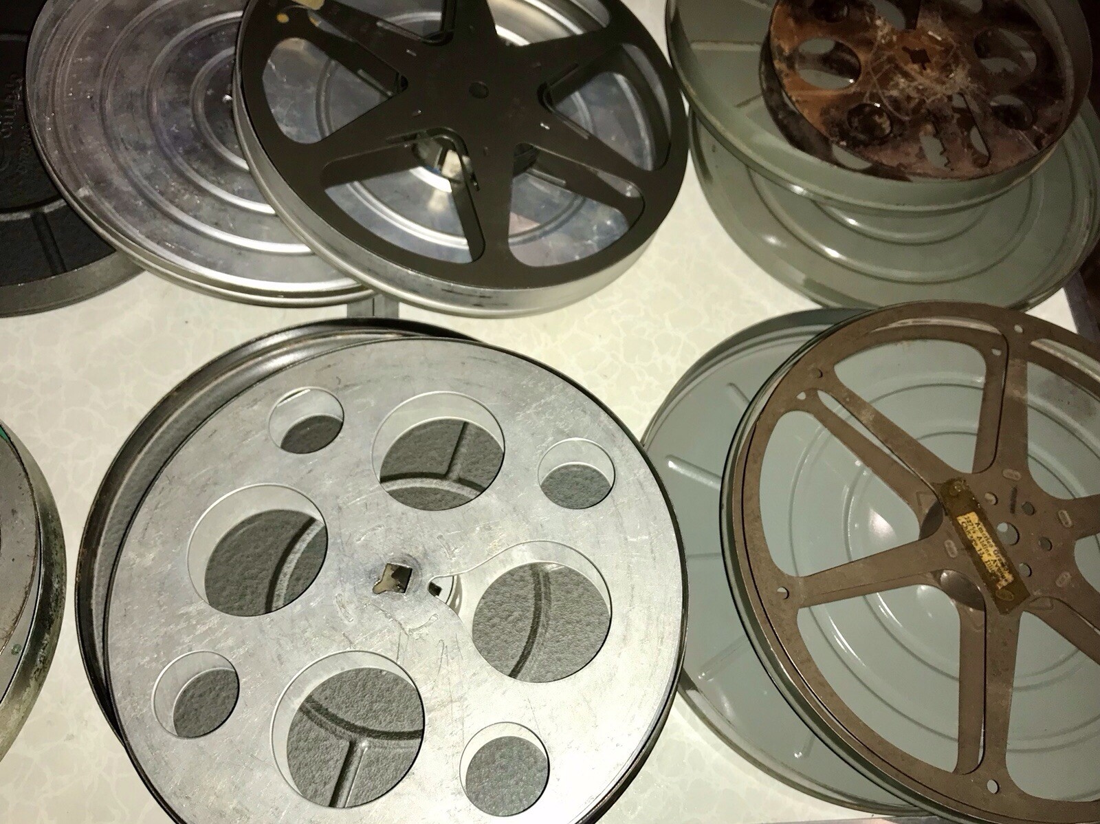 6- Vintage 16mm 7” Metal Empty Film Tins W/some Empty Reels