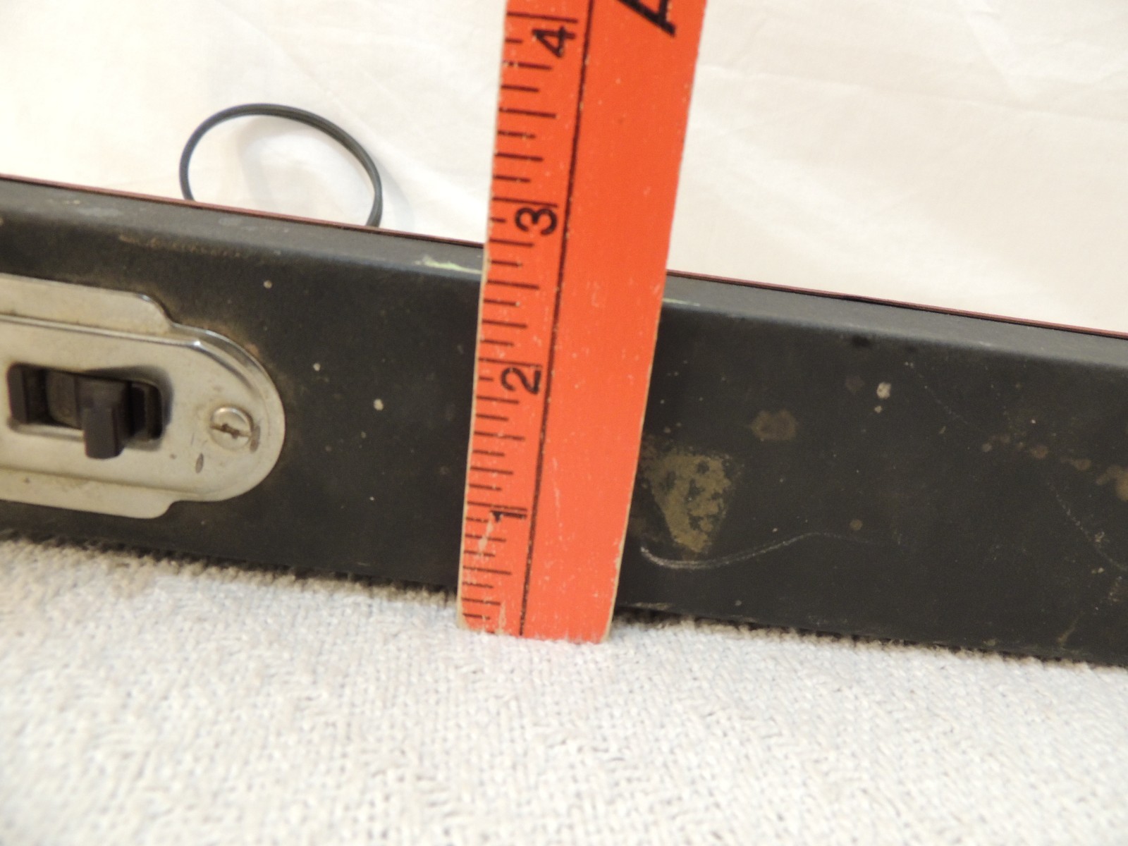Vintage Original Acme Lite Mov-E-Lite 4 Light Bar Red & Black Chicago 50767