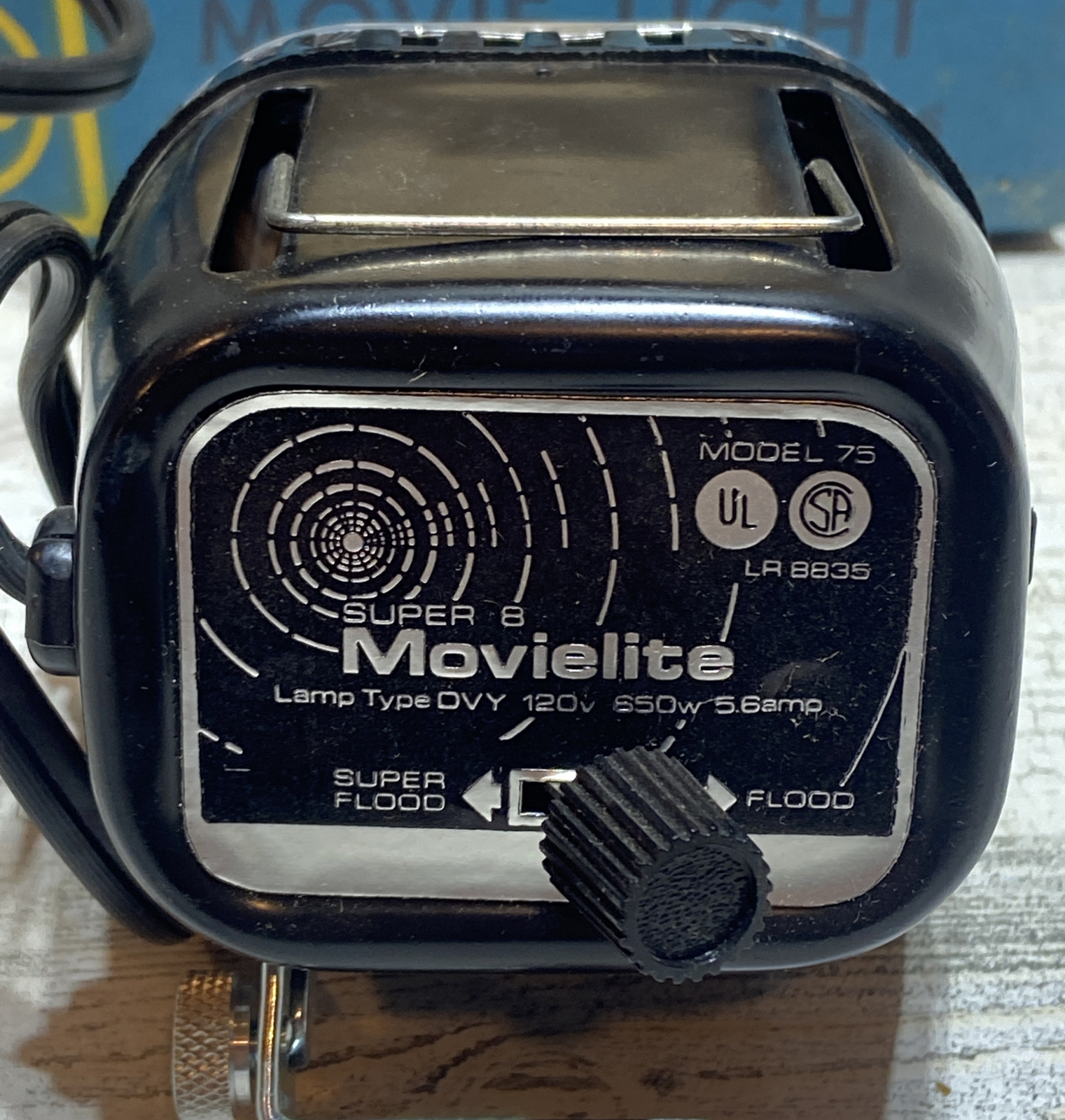 GE Super 8 PRO Movie Light Movielite Zoom Beam Model 75, Needs New Bulb
