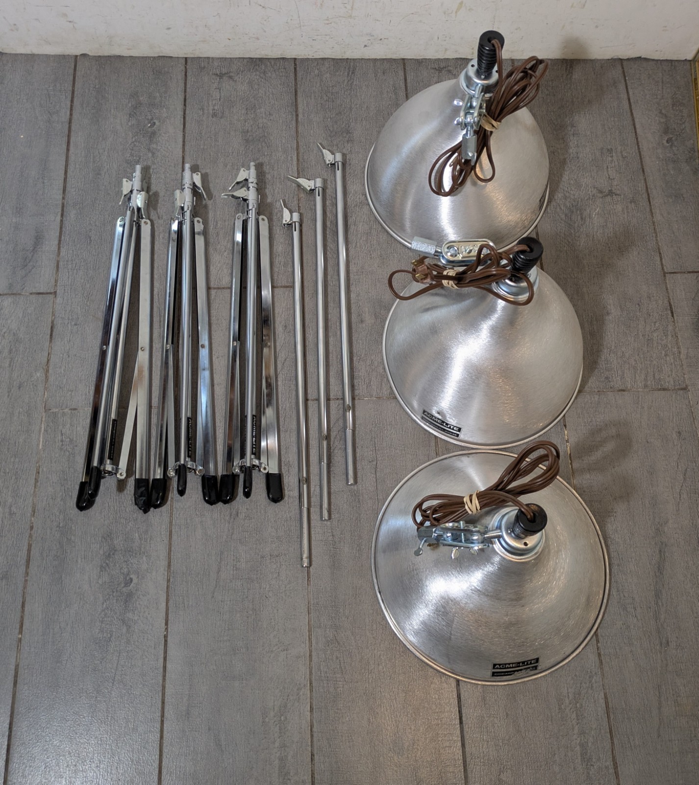 Vintage MCM Acme-Lite Senior Litepak Photo Studio 3 Light Kit Tripods Aluminum