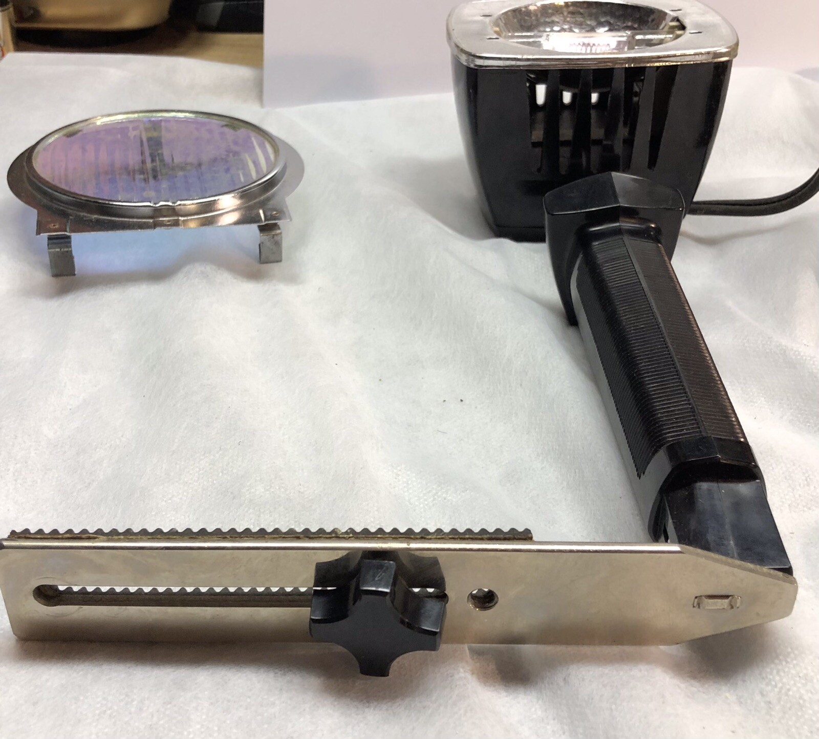 Vintage Sylvania SUN GUN II Movie Light Mountable/Handheld w/Case Filter Works!