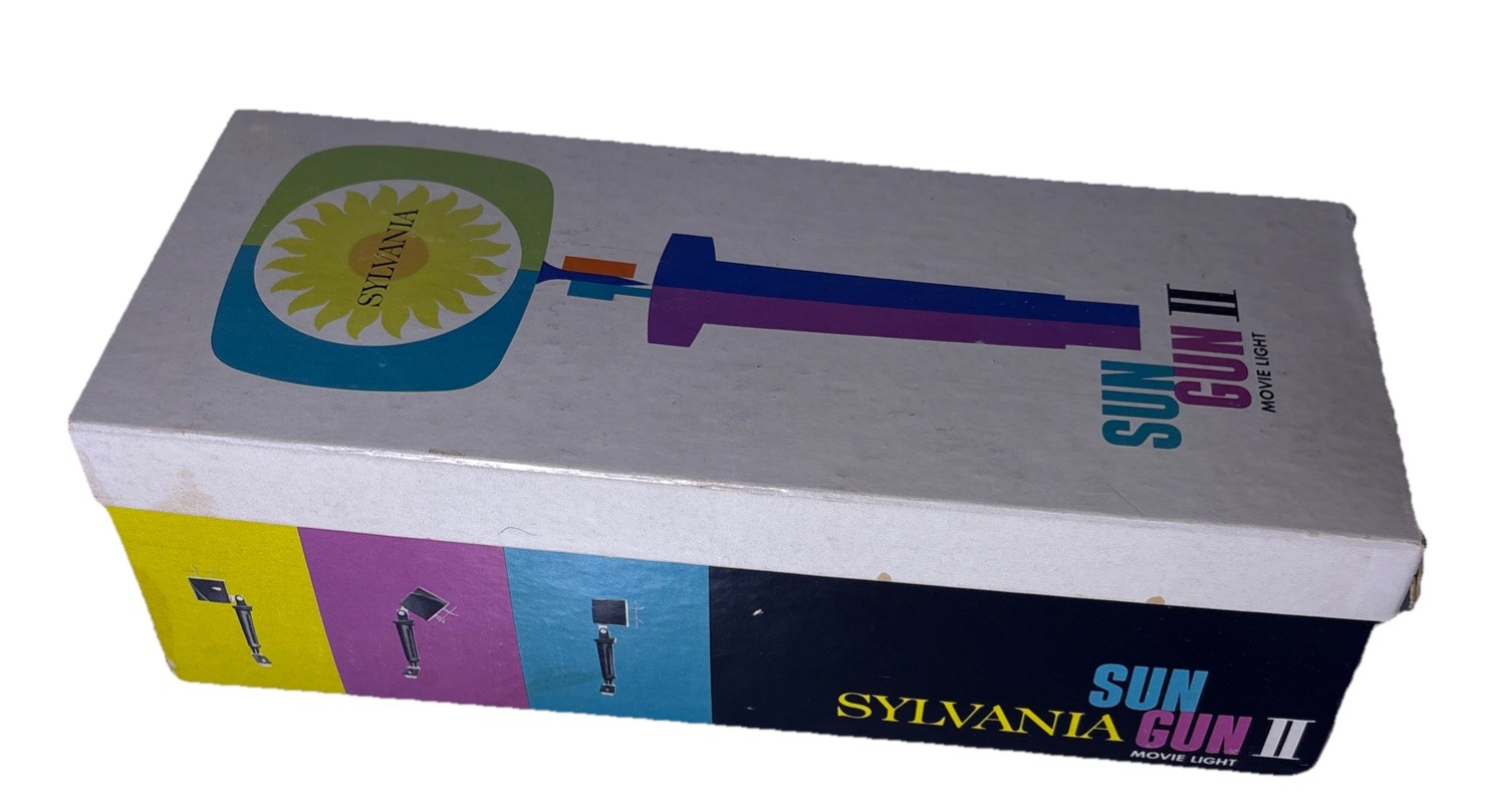 VINTAGE SYLVANIA SUN GUN II MOVIE LIGHT MODEL SG-55 In BOX