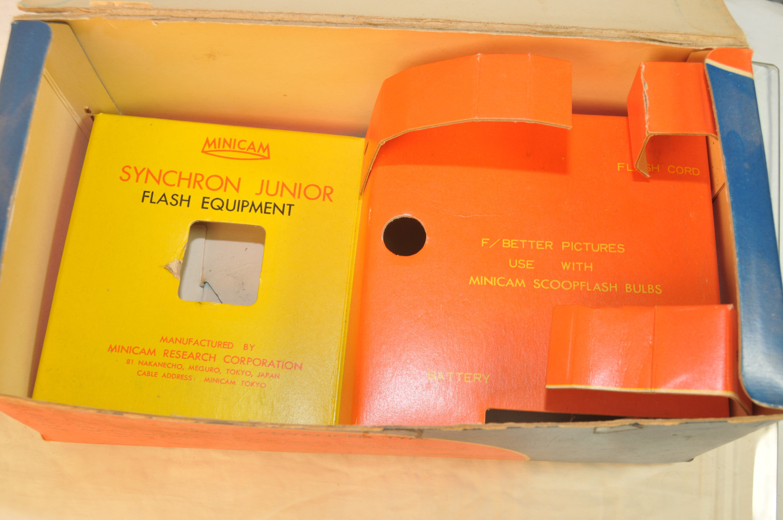 Vintage MINICAM SYNCHRON Flash Equipment with Original Box from 1950s Japan