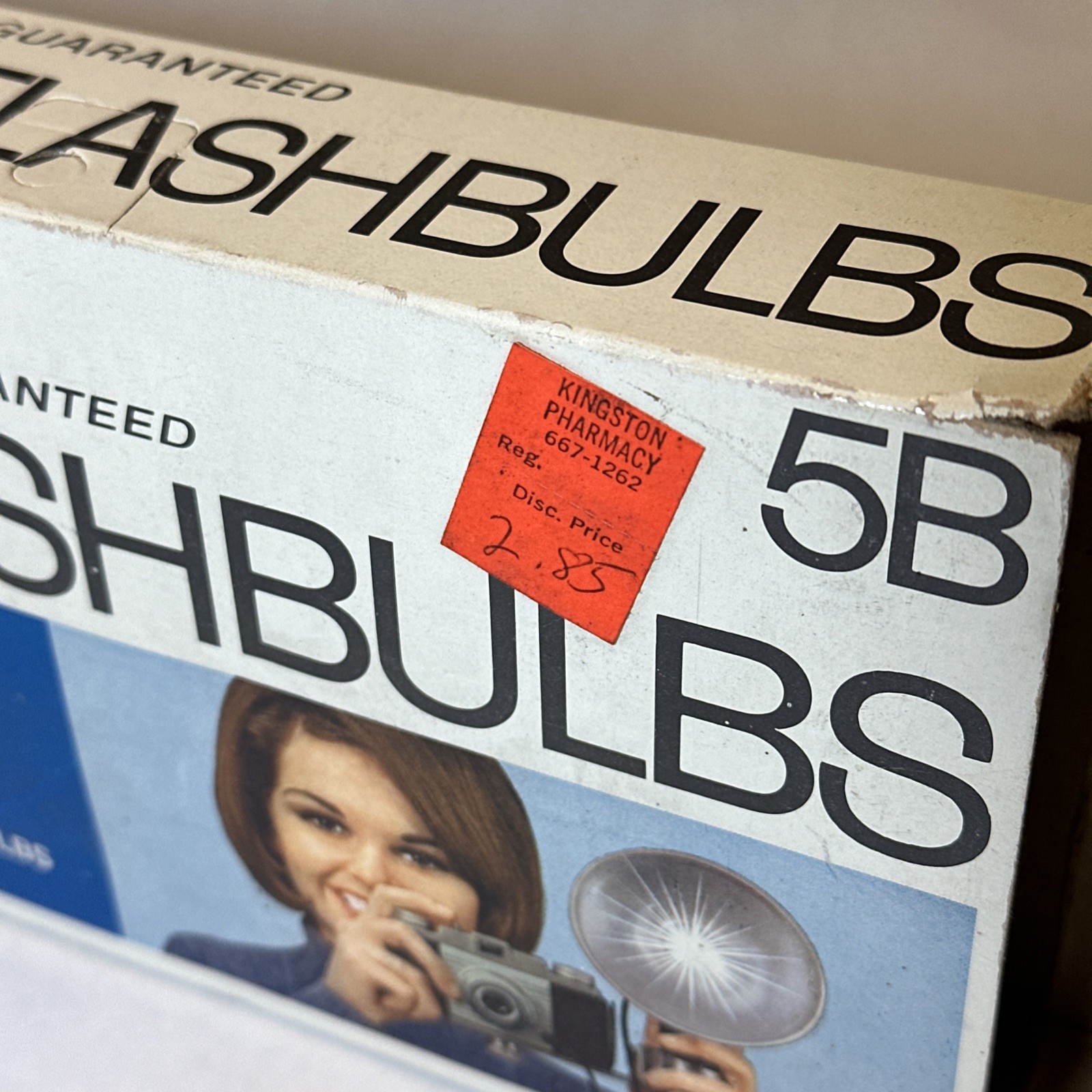 Vintage GE GENERAL ELECTRIC 5B Camera Flashbulbs 12 Bulbs Kingston Pharmacy