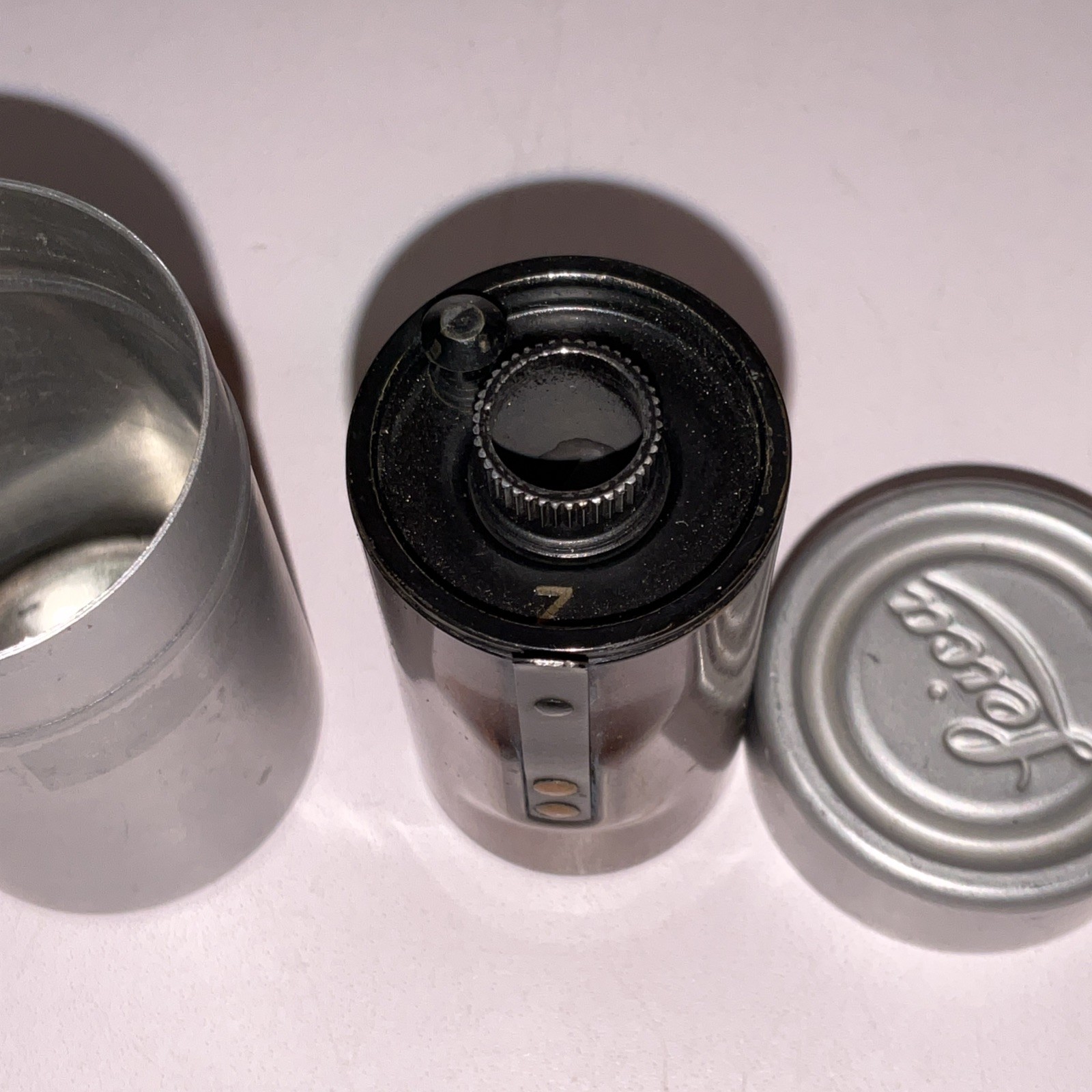 Vintage Leica Leitz Wetzlar Germany Reloadable 35mm Film Cassette w/ Metal Case