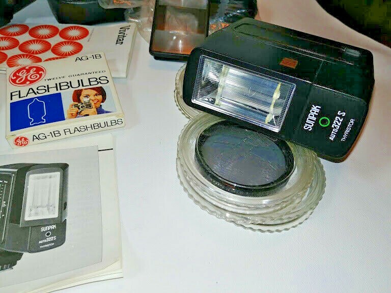 Canon Vivitar Agfatron 35mm SLR Film Camera Accessory Flash Lot & More Vintage
