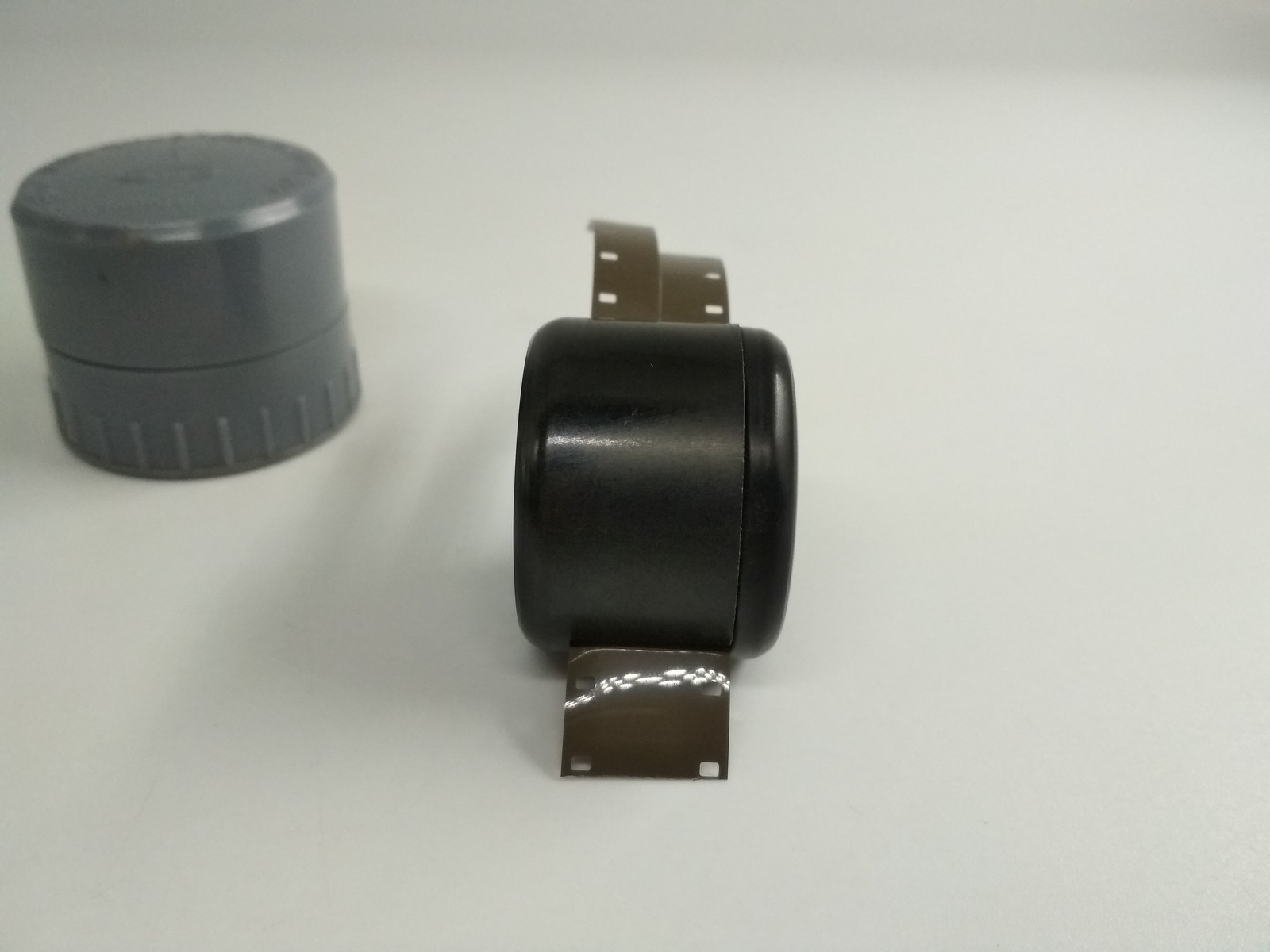 Knife for separating movie film sizes from 16 mm to 2×8 mm, made in USSR, *1228