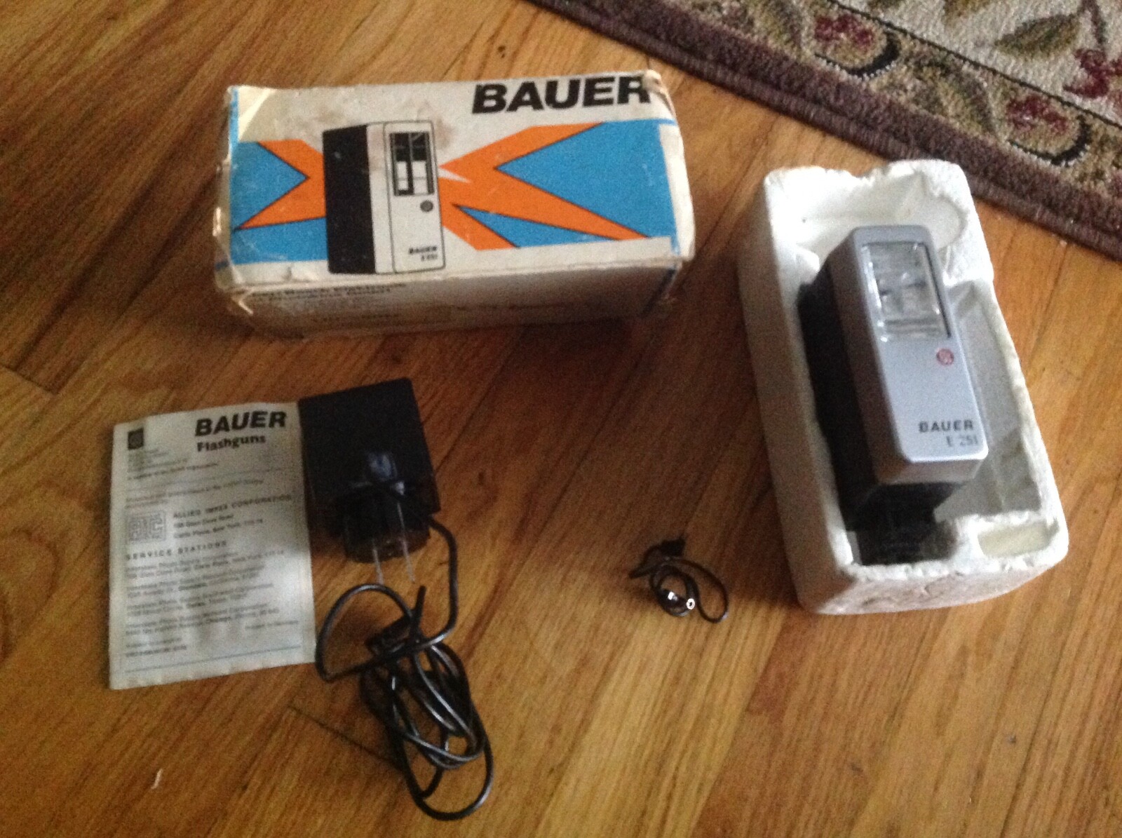 Vintage Bauer E 251 Electronic Camera Flash
