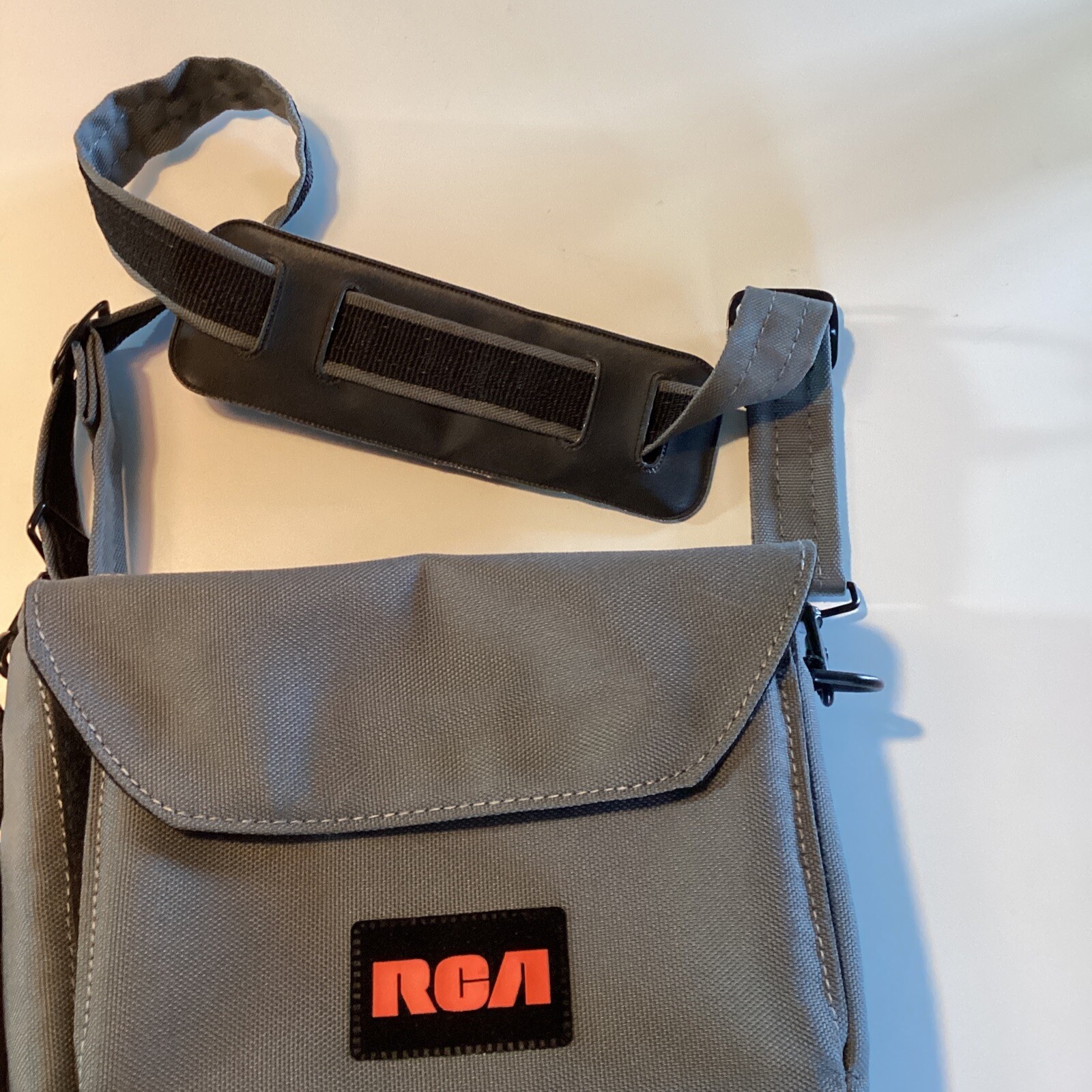 Vintage RCA Camcorder Camera Carrying Case Bag Gray Red Logo Adjustable Strap