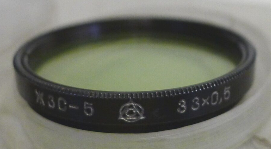 Russian USSR LZOS Camera Yellow Green Lens Filter 3C-5x 33mm x 0.5 with Case