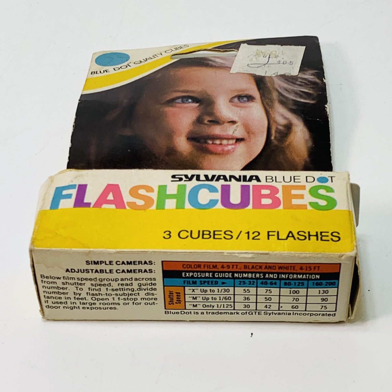NOS SYLVANIA BLUE DOT FLASHCUBES, 3 CUBES EACH, 12 FLASHES TOTAL