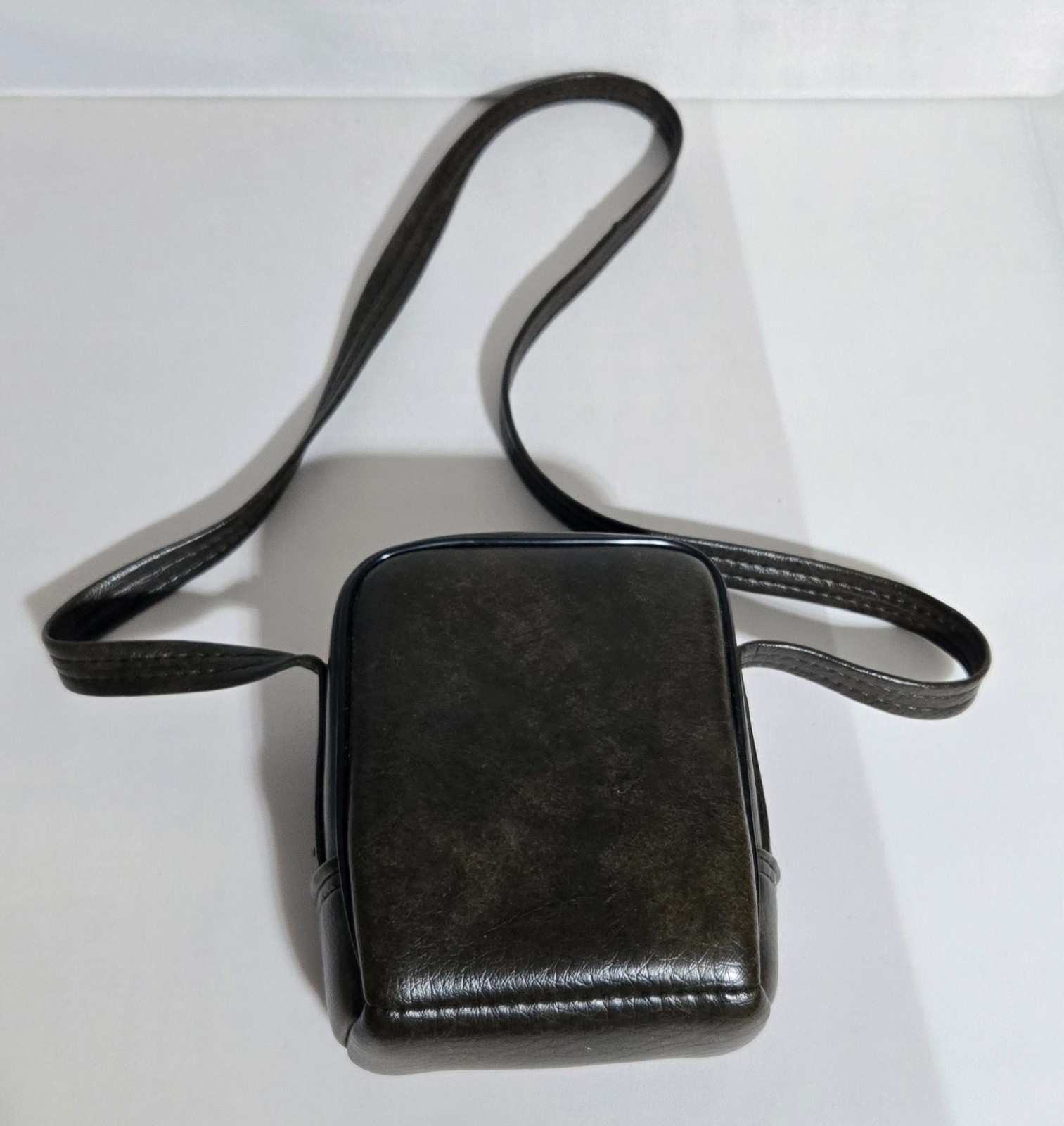 VINTAGE Kodak 5″x6″ Camera Crossbody Bag (Brown) Soft Interior Zipper Closure