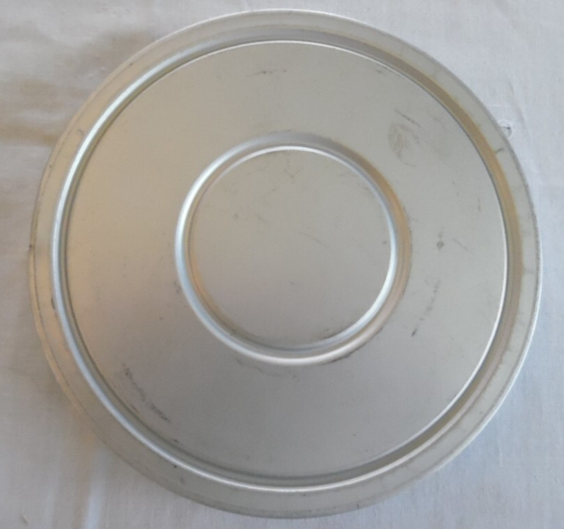 VINTAGE AMBASSADOR ARGUS MFG. CO. 5 3/4″ FILM CANNISTER W/REEL-CHICAGO, ILL.