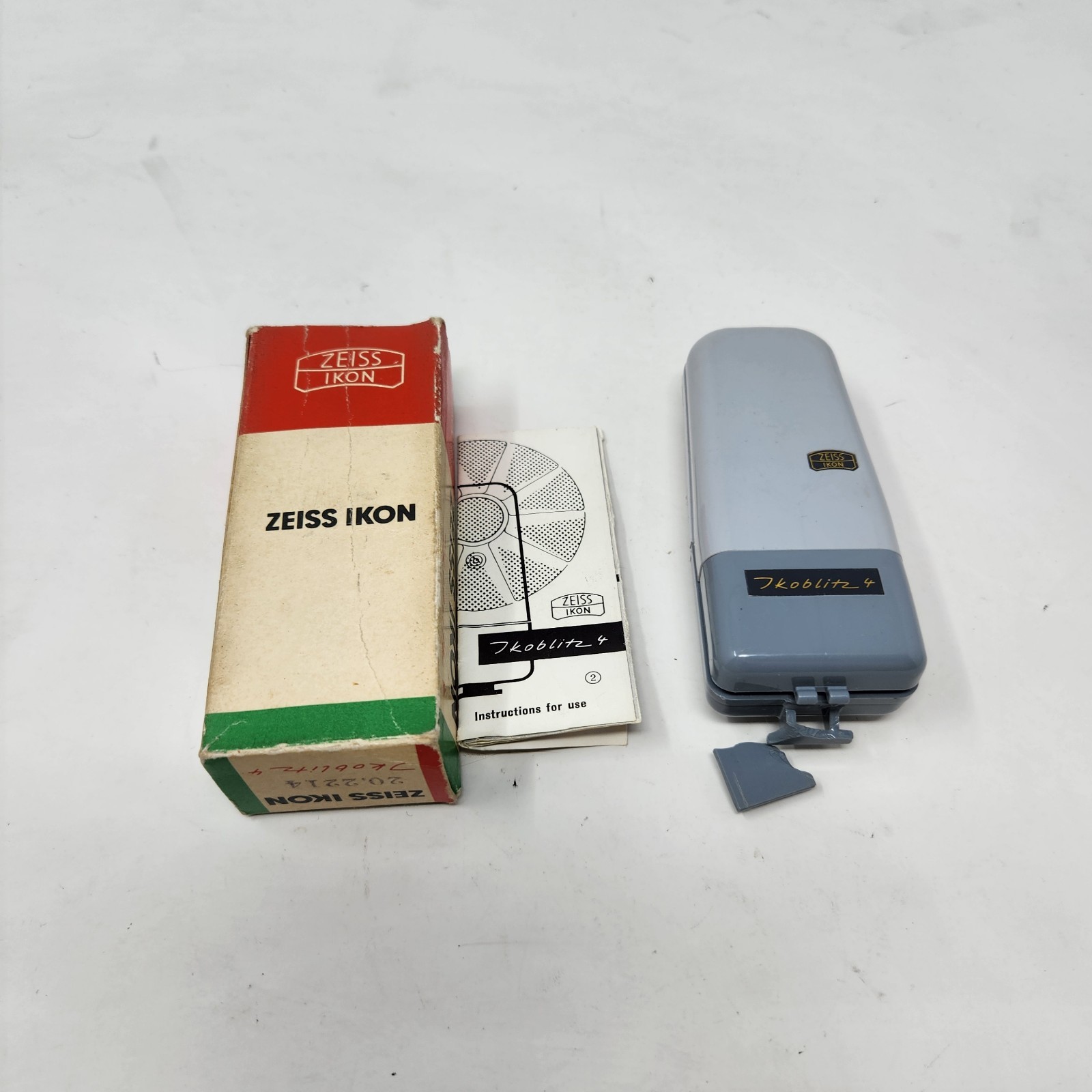 Zeiss Ikon Ikoblitz 4 Vintage Camera Flash Attachment Untested W Manual Box