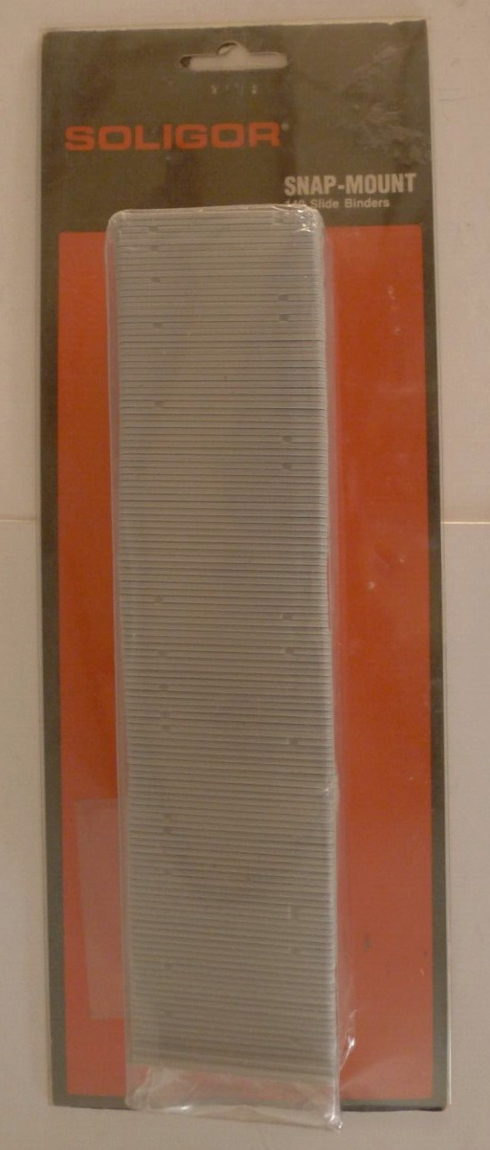Soligor Snap-Mount Slide Binders 75-1060 – Package of 140 -Made in Germany – NOS