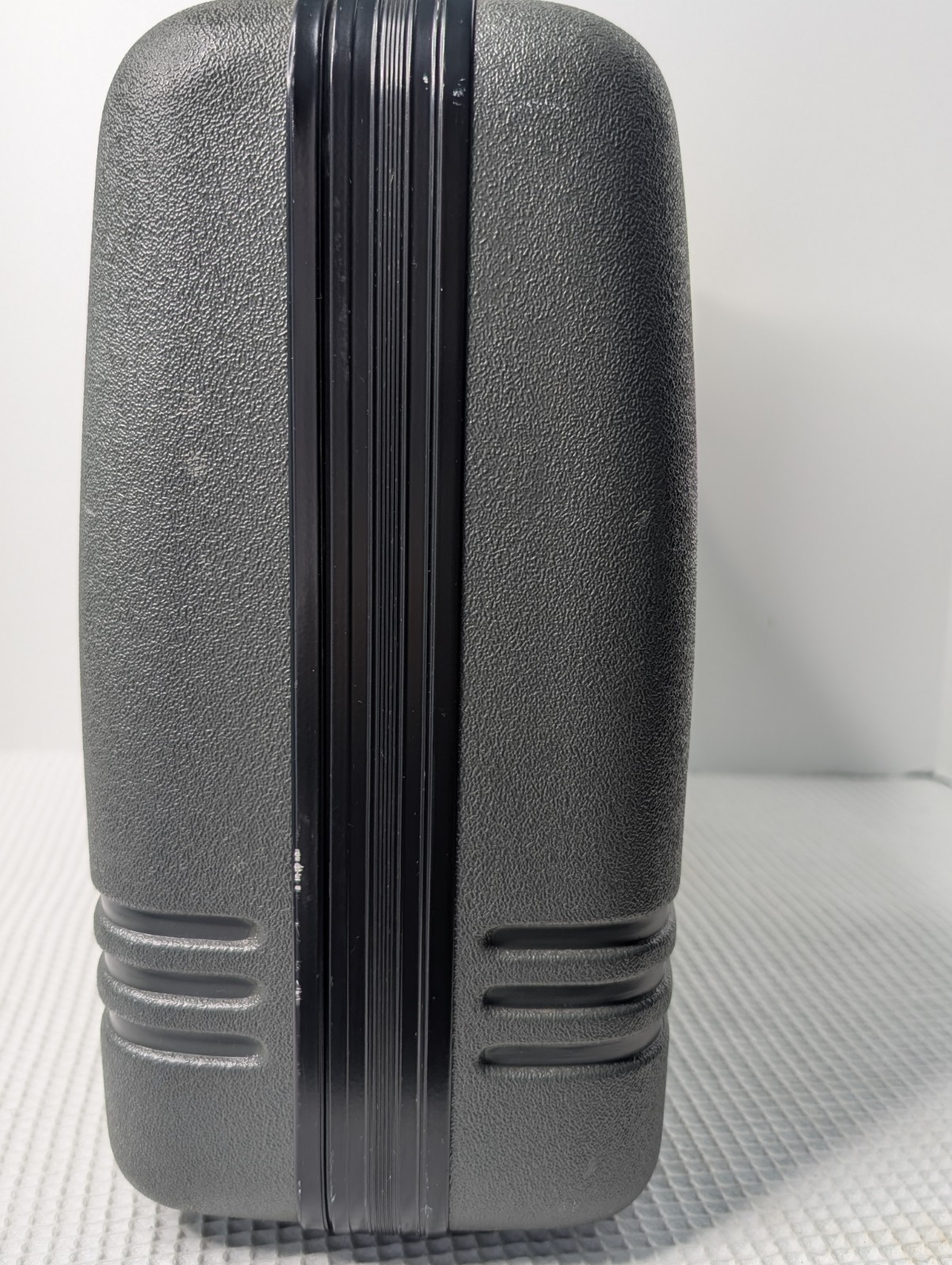 Vintage RCA Video Camcorder Carrying Case Hard Sided Handle Gray Black No Key