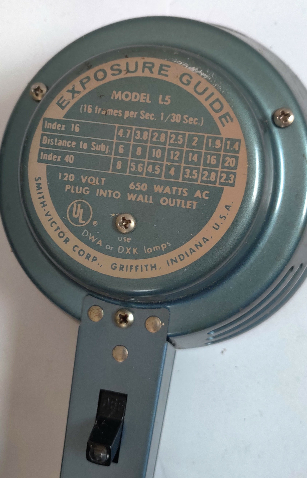 Vintage Smith-Victor Model L-5 Compact Movie Light