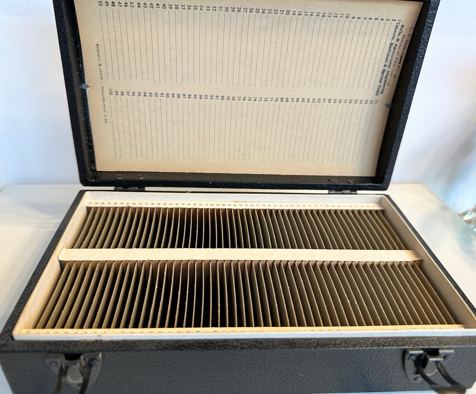 Vintage 35mm Slide Storage Box / Case – Holds 100 35mm Slides / Coins