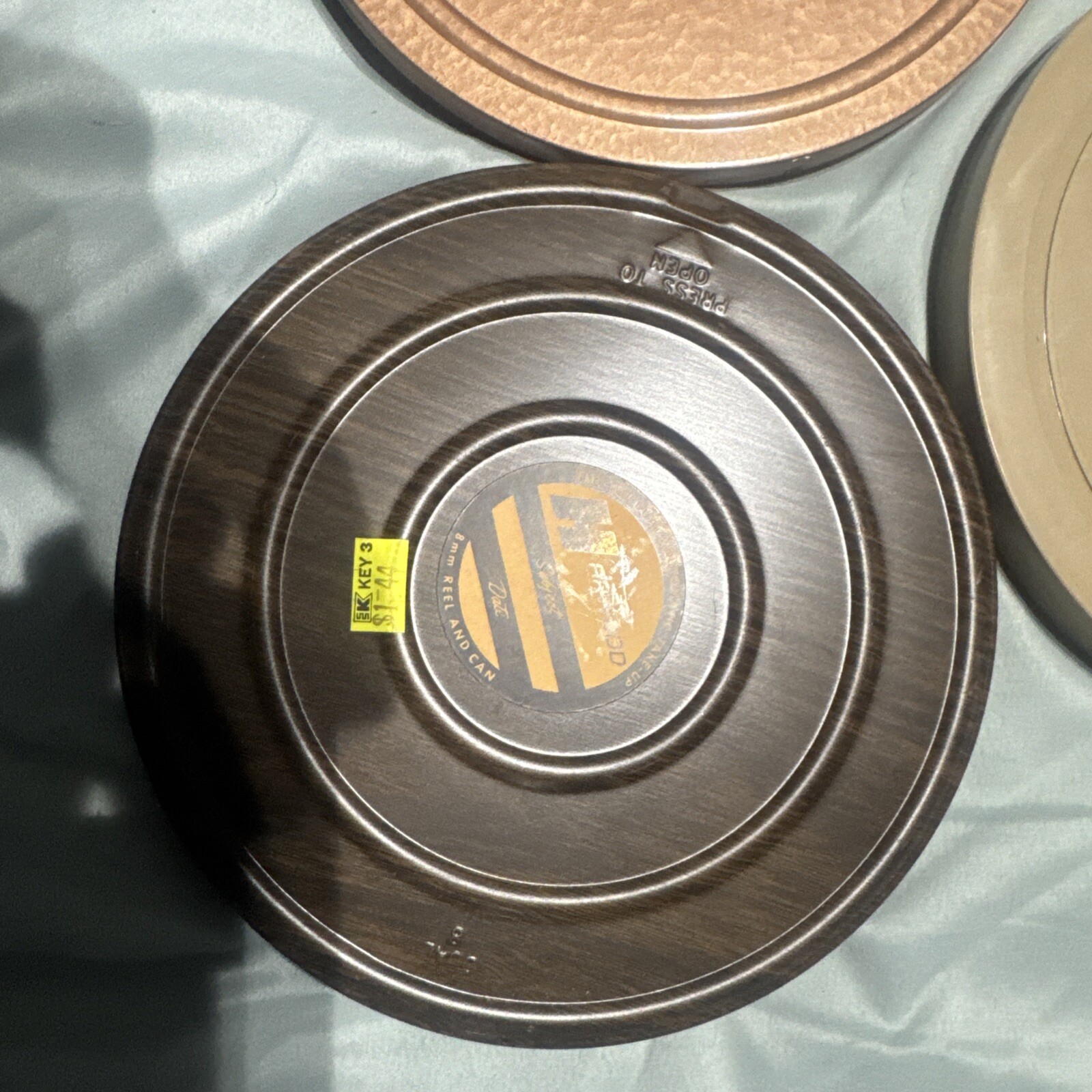 3 Vintage VTG Super 8 MOVIE REELS AND STORAGE CANNISTER Harwood 8mm 400 ft Reel