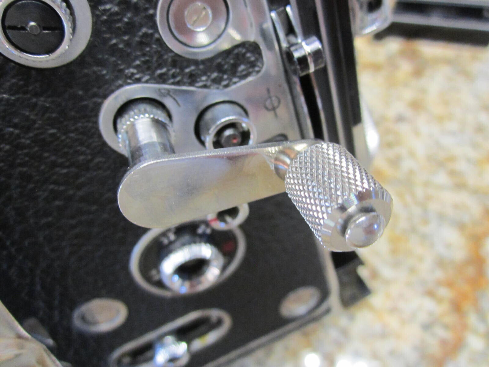 (BACK WIND REWIND CRANK HANDLE ) BOLEX REX-5 REX-4 REX-3 1:1 16mm movie camera