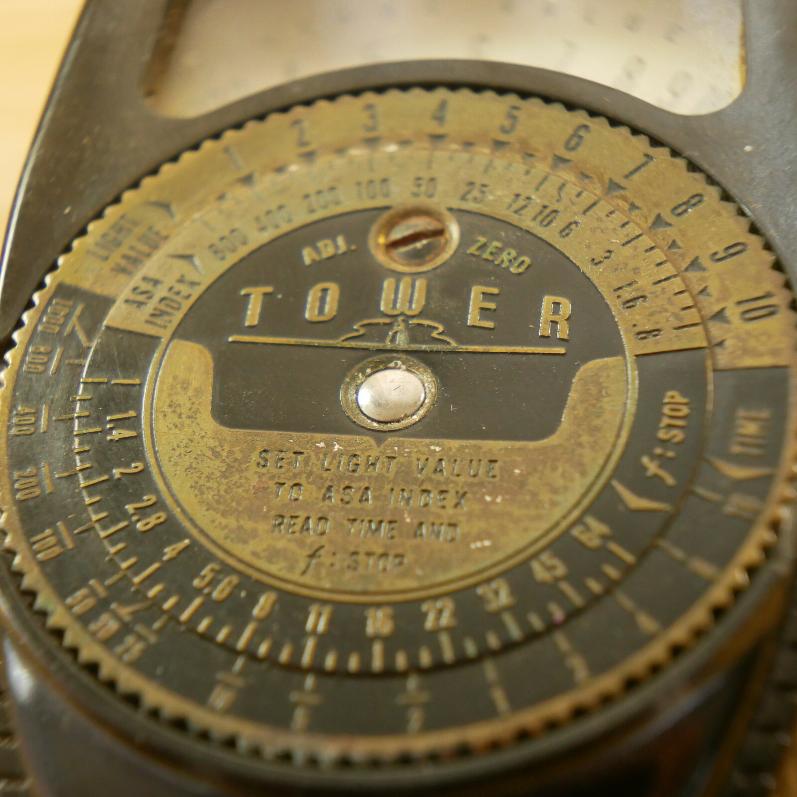 VTG Tower Light Value Reader for 35mm Black Leather Case SOLD AS IS For Parts