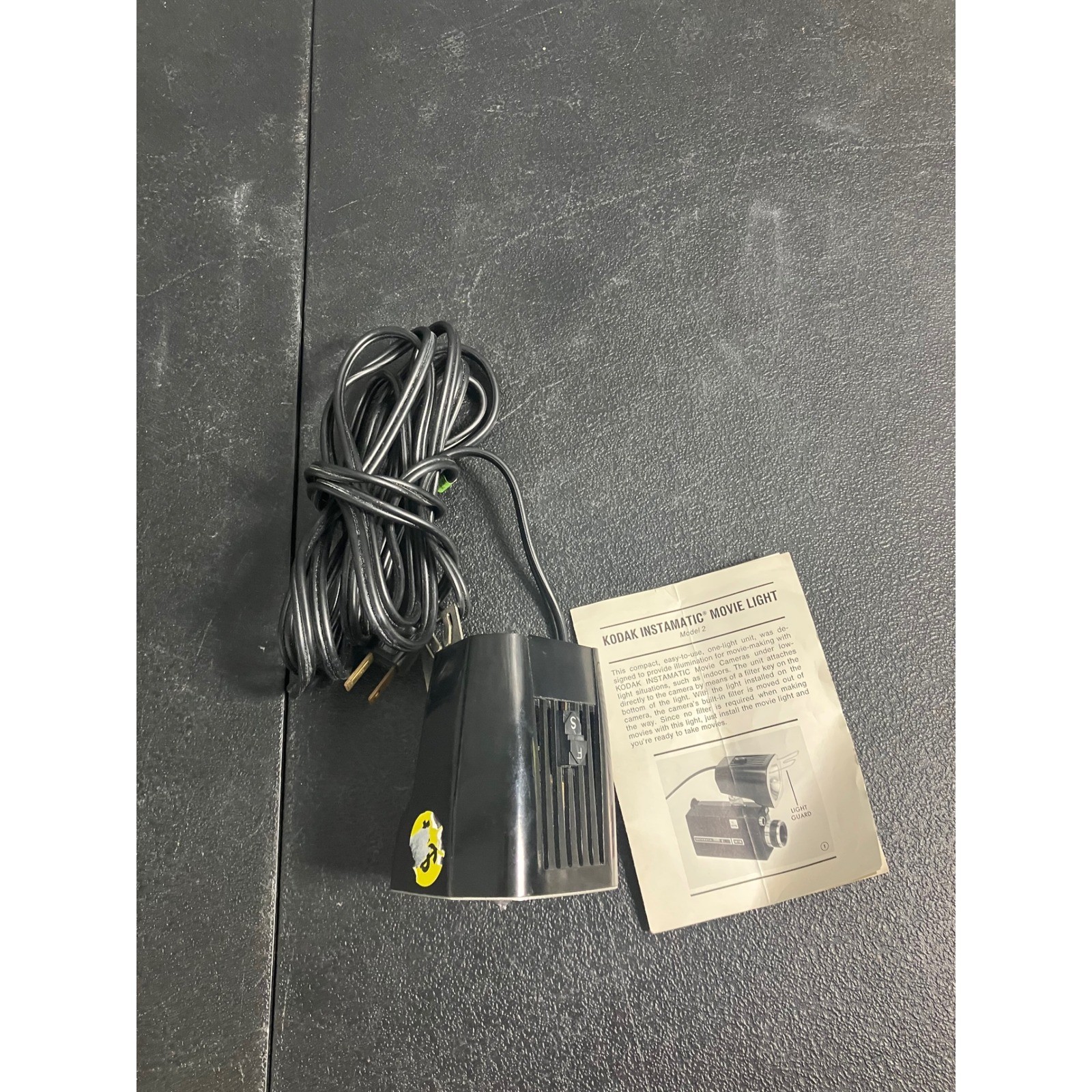 Kodak Instamatic Movie Light Model 2 Vintage Camera Accessory with Manual