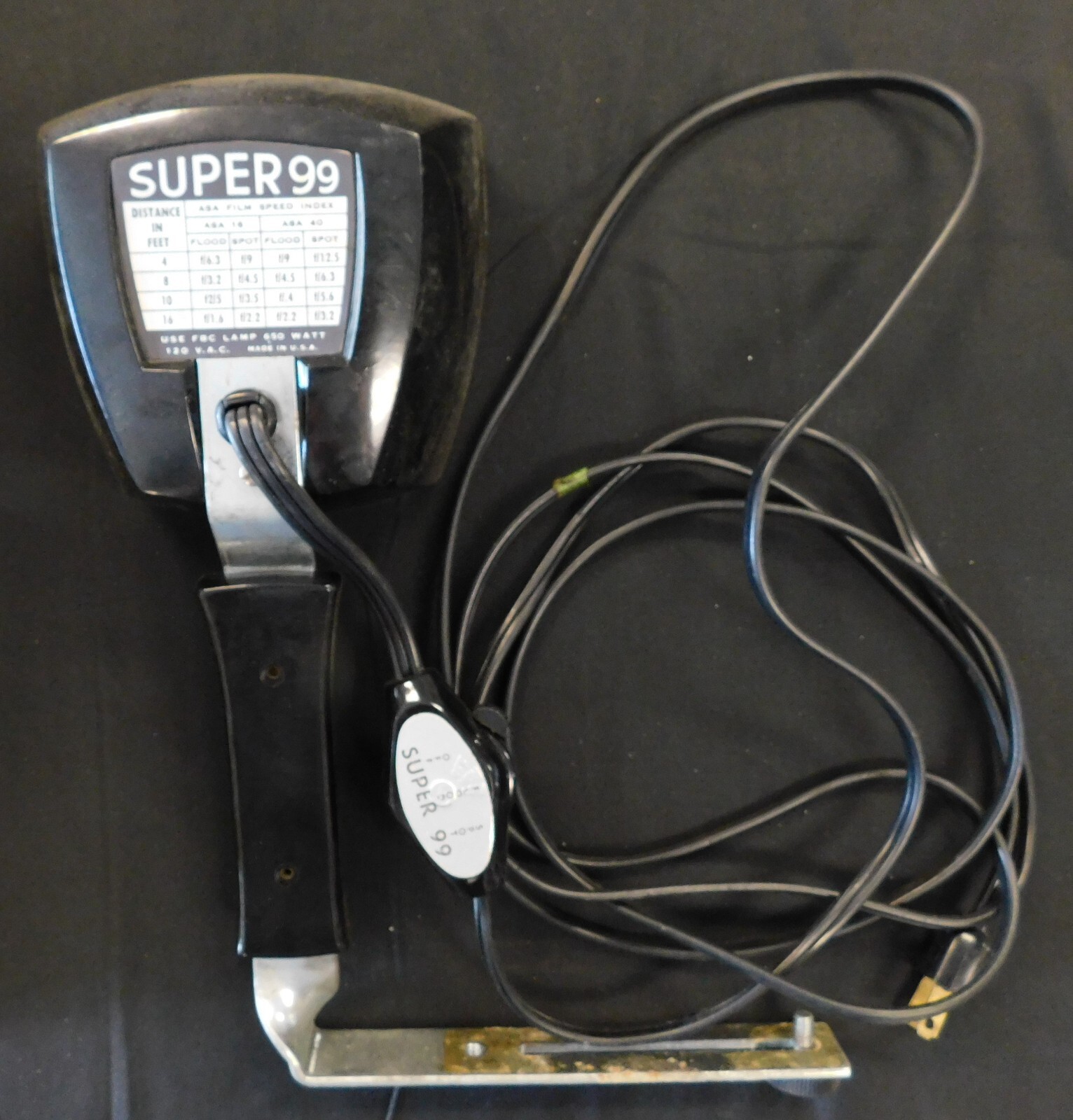 Atlas Warner General Electric Super 99 Movie Light – Double Beam