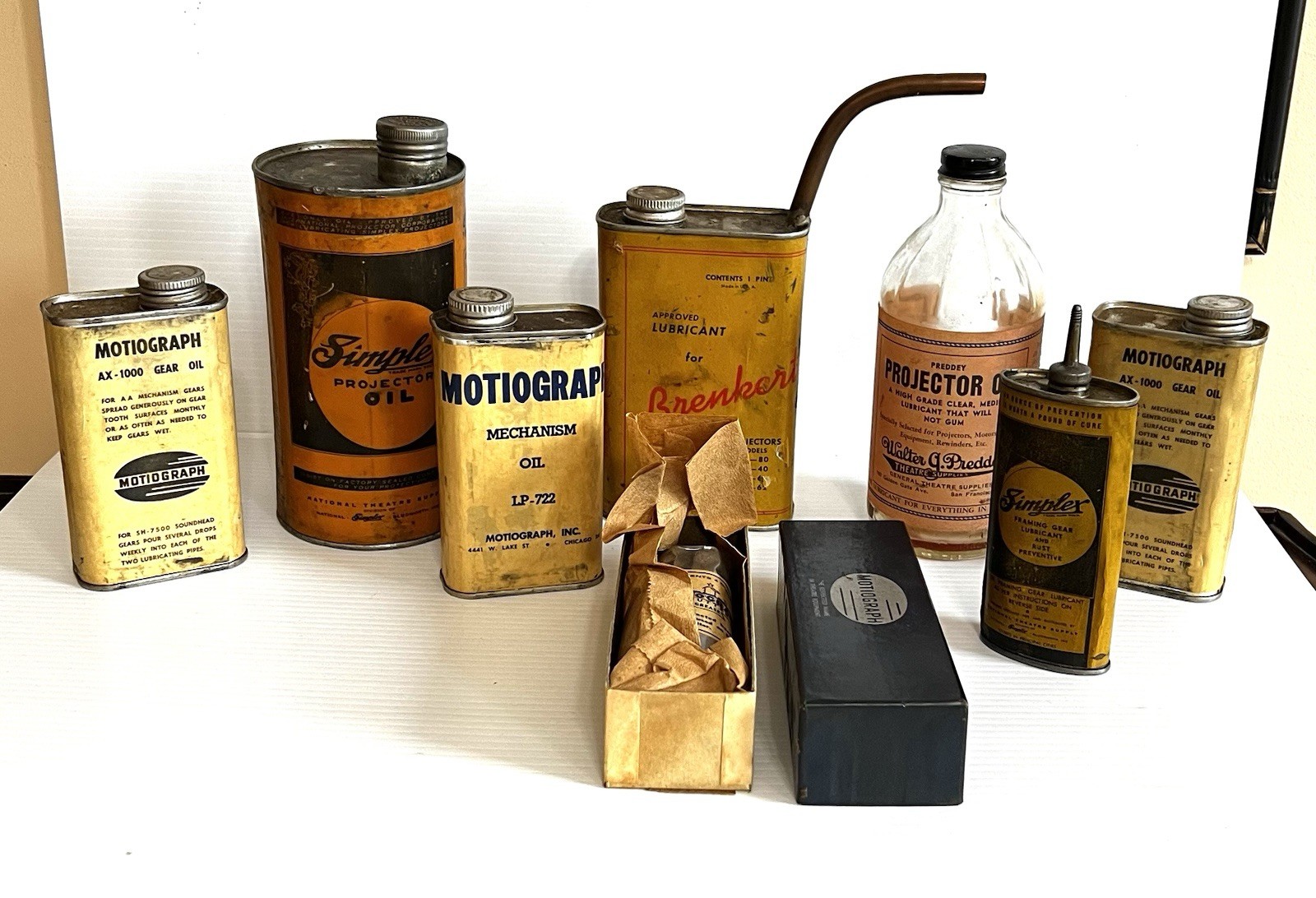 Antique Lot of SIMPLEX MOTIOGRAPH Film Projector Oil Tins and MORE