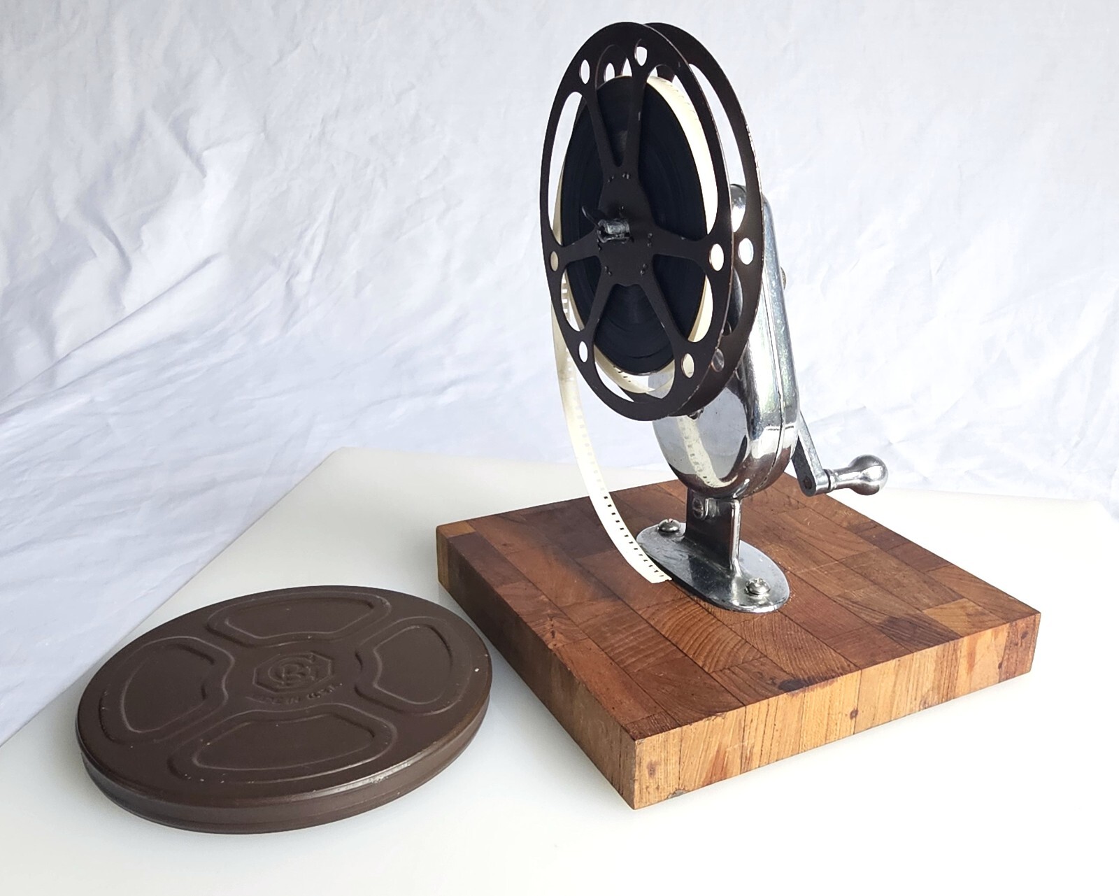 MOVIE FILM REWING – WITH REEL & MOVIE – EXCE. CONDITION USA