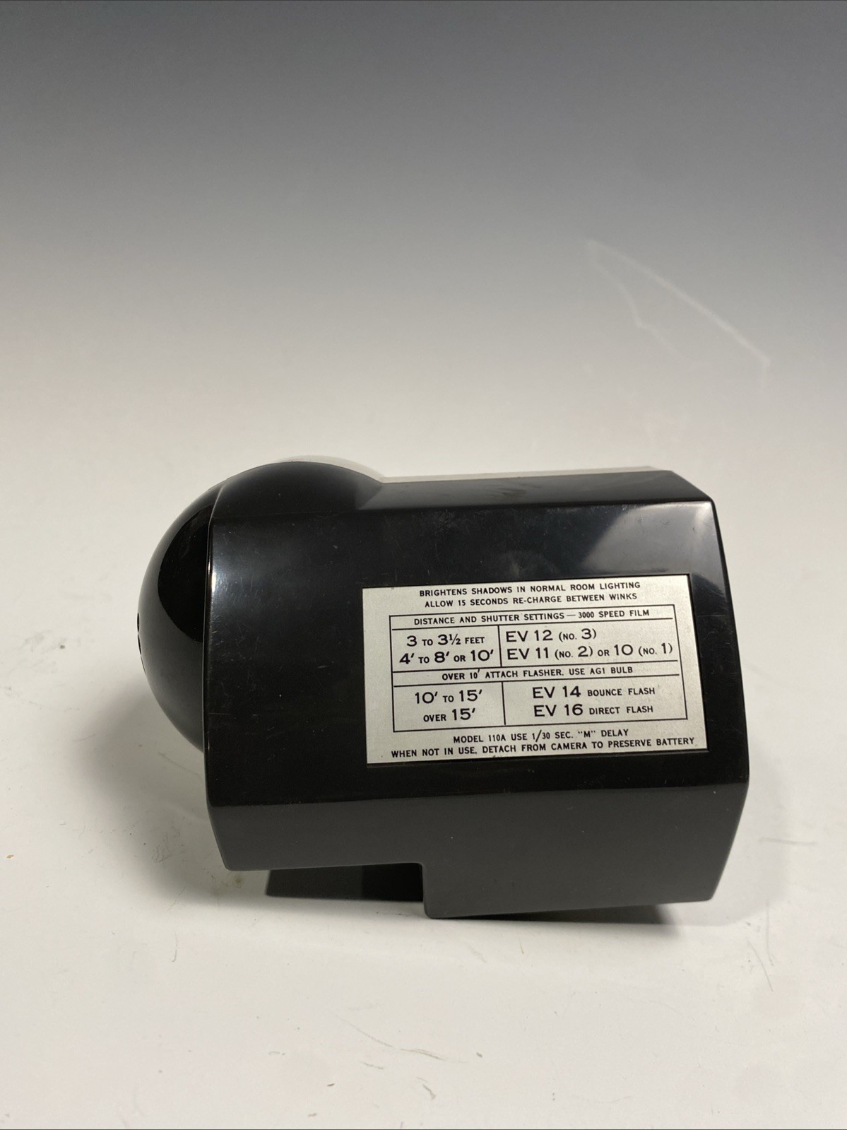 Vintage POLAROID WINK-LIGHT Model 250 FLASHOLDER
