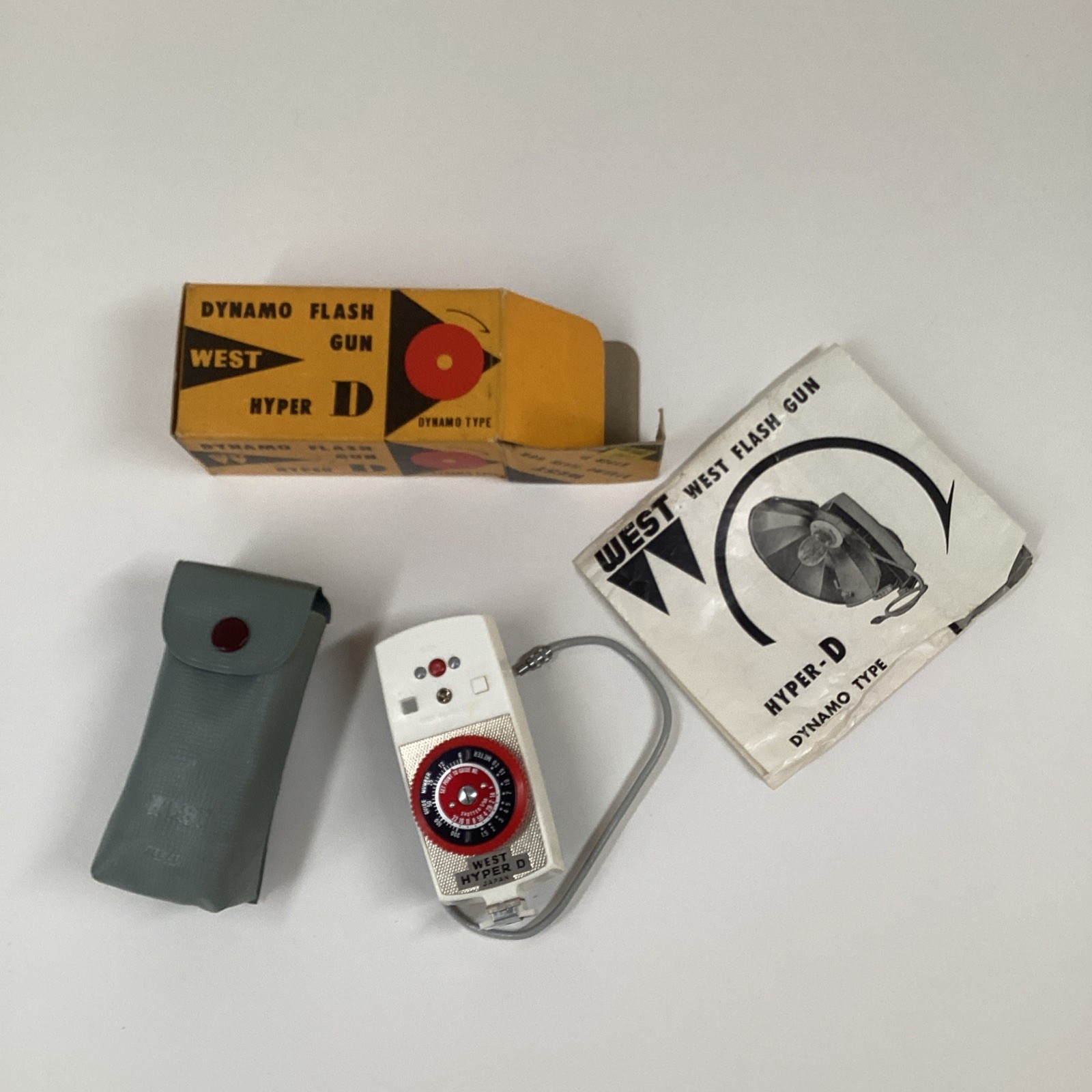 Vintage West Hyper-D Dynamo – Need Flash Gun Hot Shoe – 1950s Japan