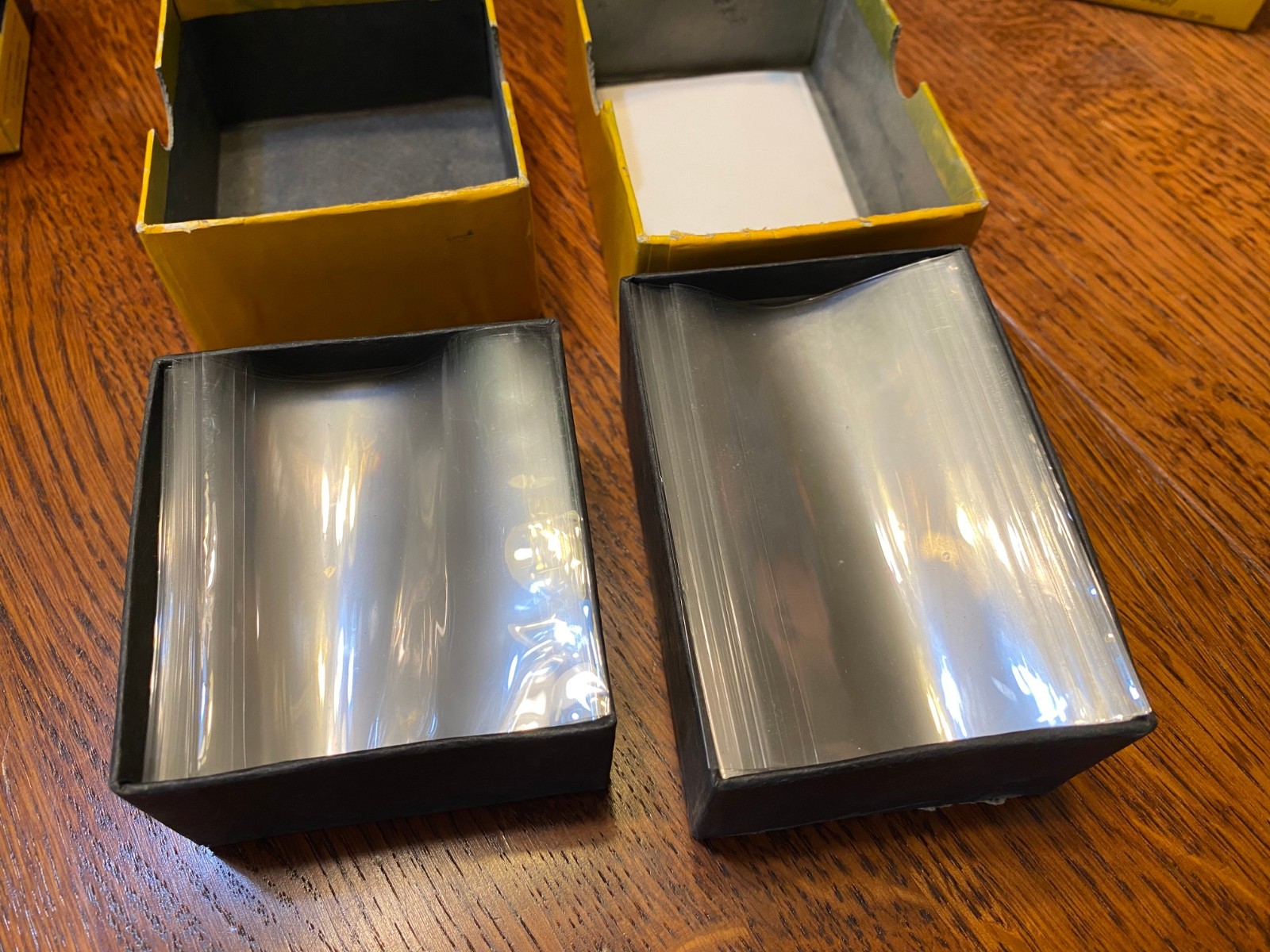 200 Kodak Transparent Sleeves 100 2 1/4 x 3 1/4 100 2 1/4 x 2 1/4