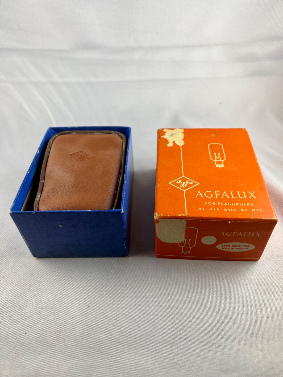 AGFALUX FLASH AGFA Pocket Flash Gun with  Made in Germany  In Box Type 6875/100