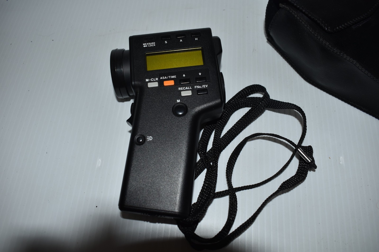 MINOLTA LIGHT SPOTMETER M W/ CASE – NEW? – CLEAN (JOV83)