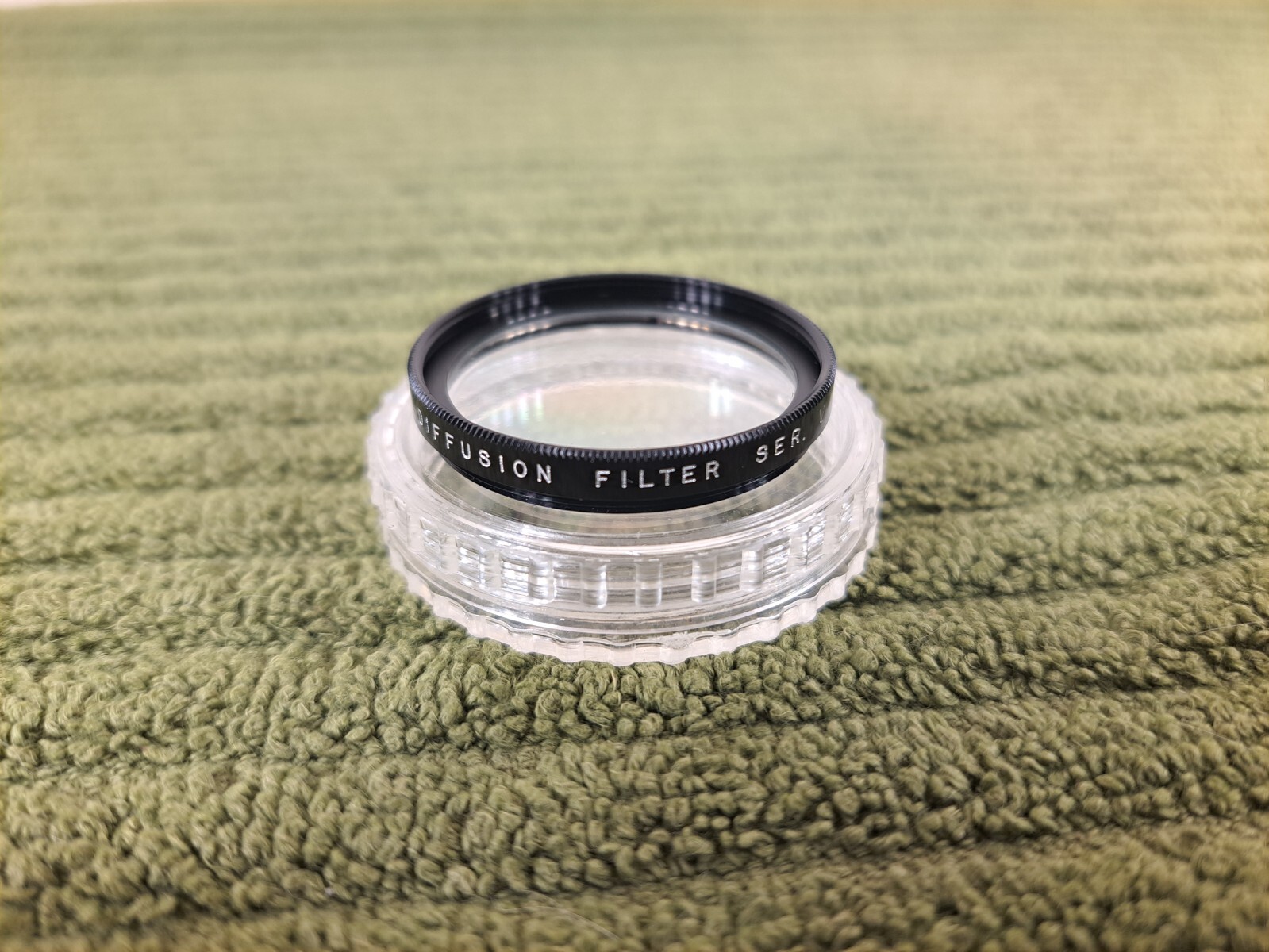 Vintage Telesar Screw In Diffusion Filter Series V (30.2 mm) w Case Japan